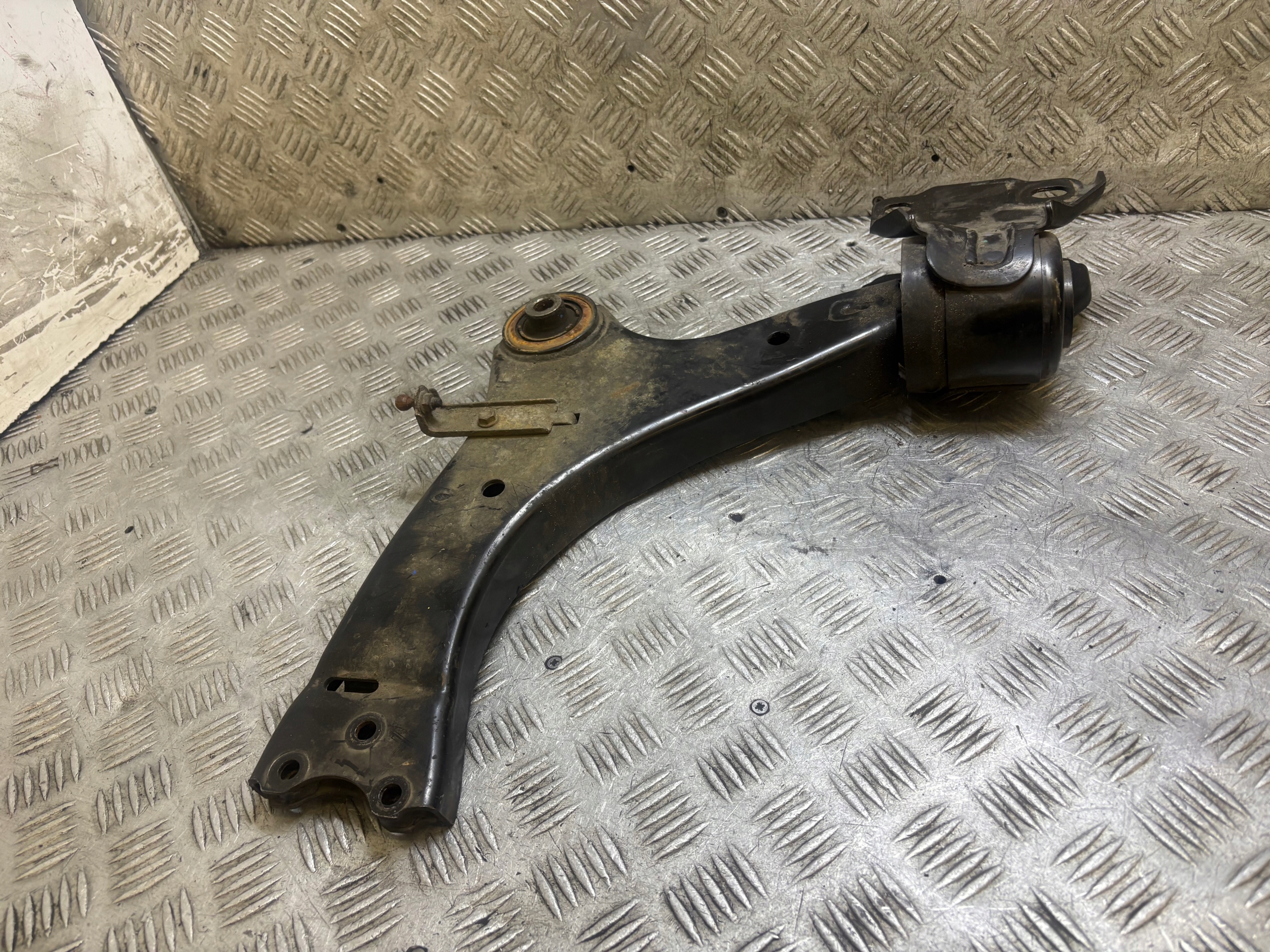 Querlenker links vorne FORD MONDEO MK 4