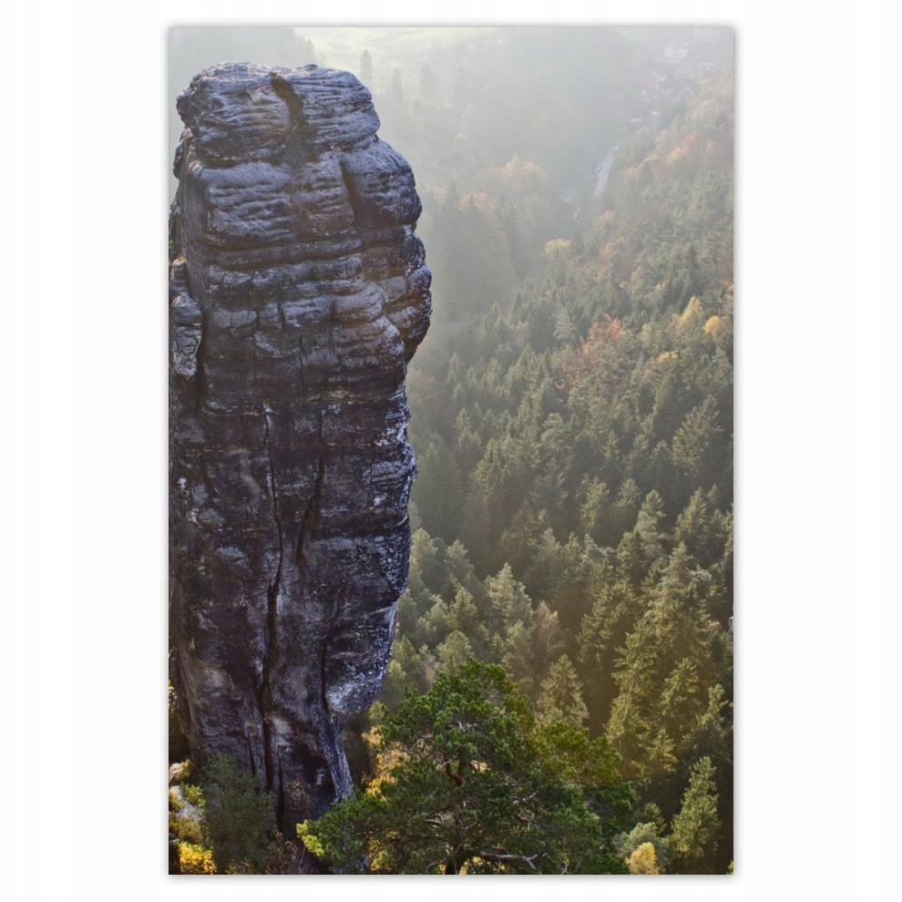 

Plakat 62x93 Wysoka skała