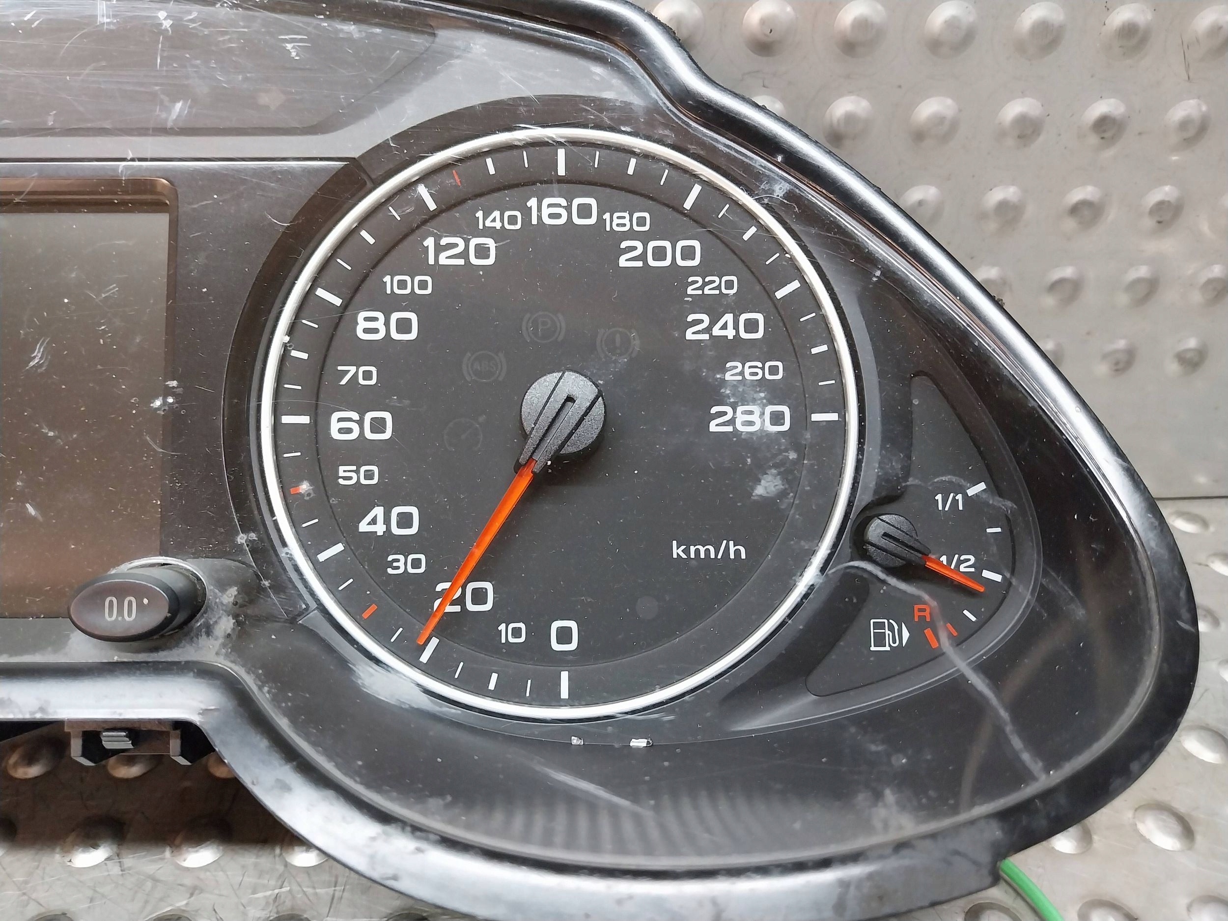 dials dials 8R0920931B AUDI Q5 8R 2.0 TDI EUROPA