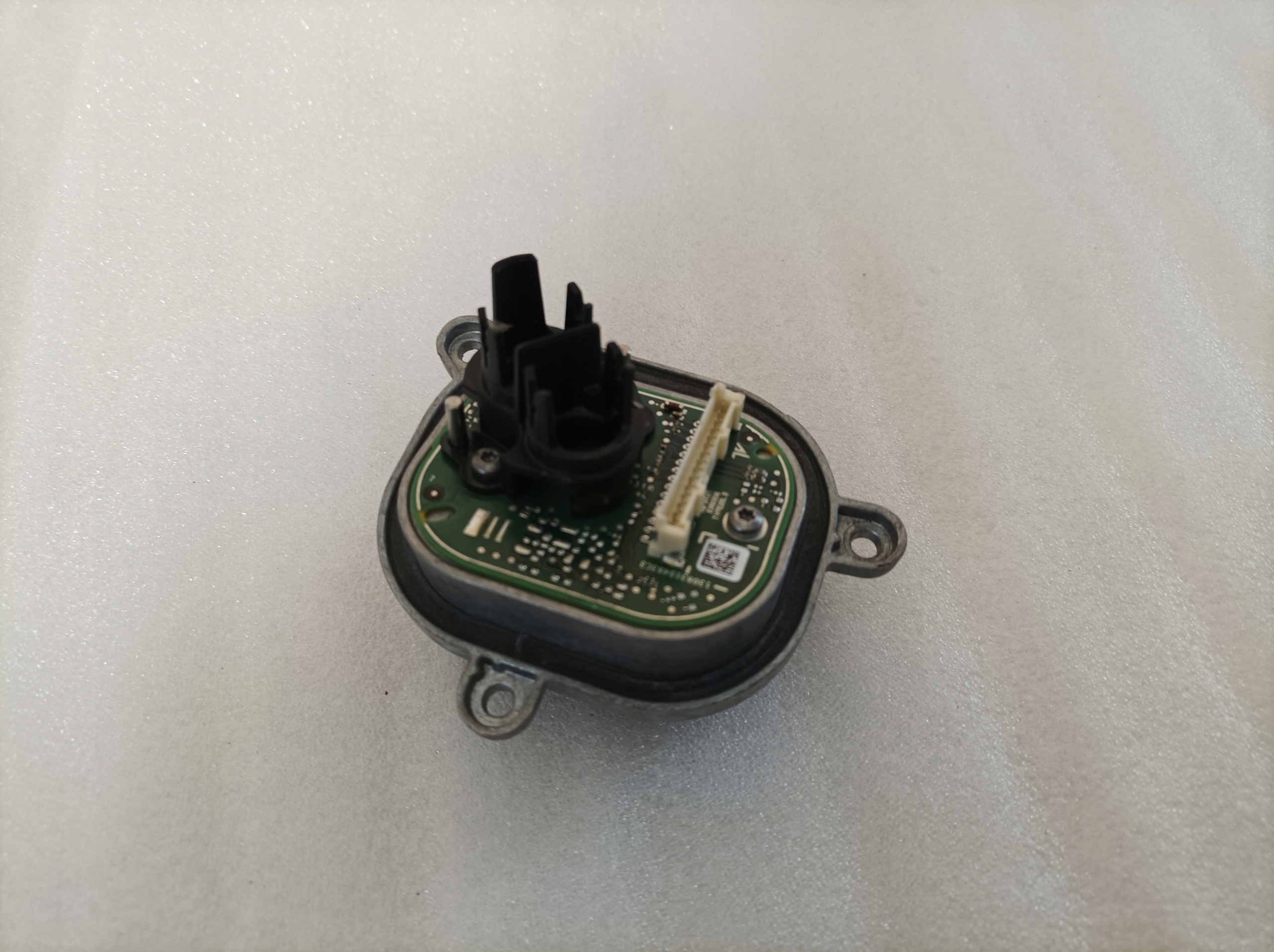 AUDI A4 B9 МОДУЛЬ СВІТЛА LED JEZYK