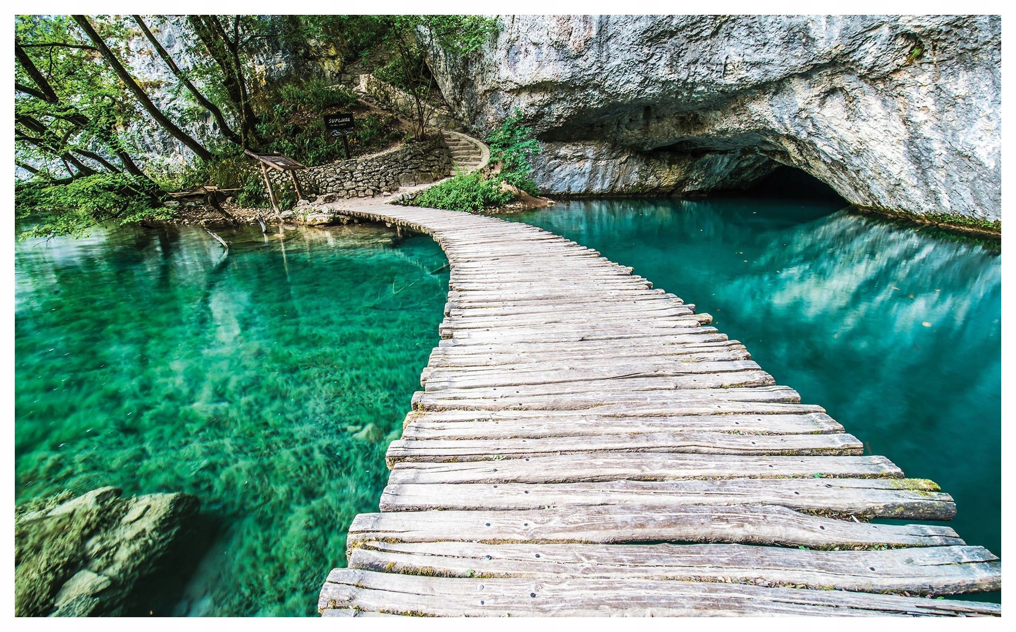 Fototapeta Dřevěná stezka jezero hory příroda 250x175 schody voda lepidlo