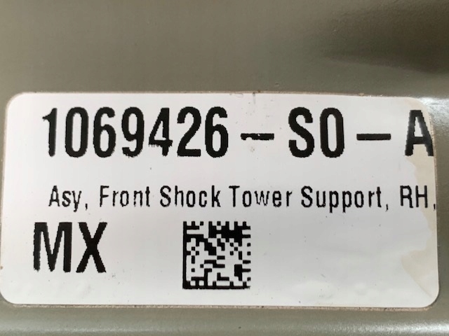 Tesla X wspornik kielicha PRAWY 1069426 S0 A NOWY Catalog number for substitute 1069426S0A 1069426