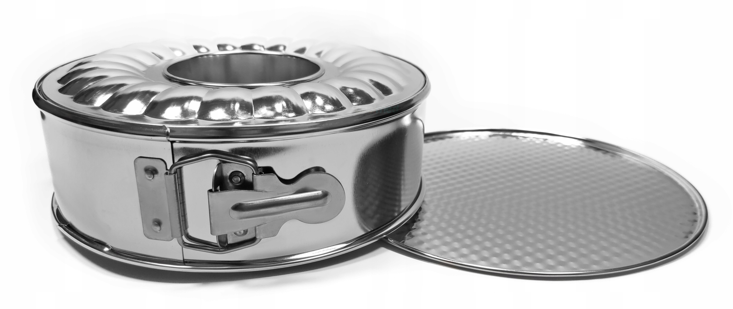 TORTOWNICA OKRĄGŁA DO PIECZENIA DWA DNA 16CM SNB Rodzaj tortownica