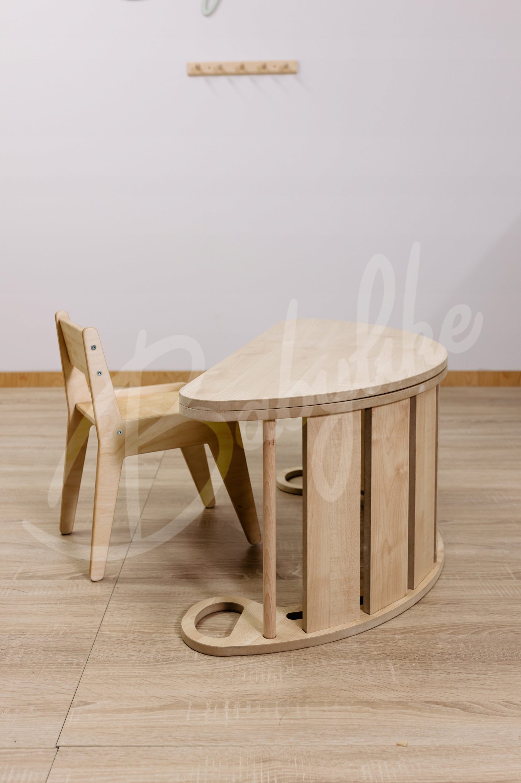 Bujak drewniany, bujaczek + zjeżdżalnia+blat olej. Marka Lila Baby