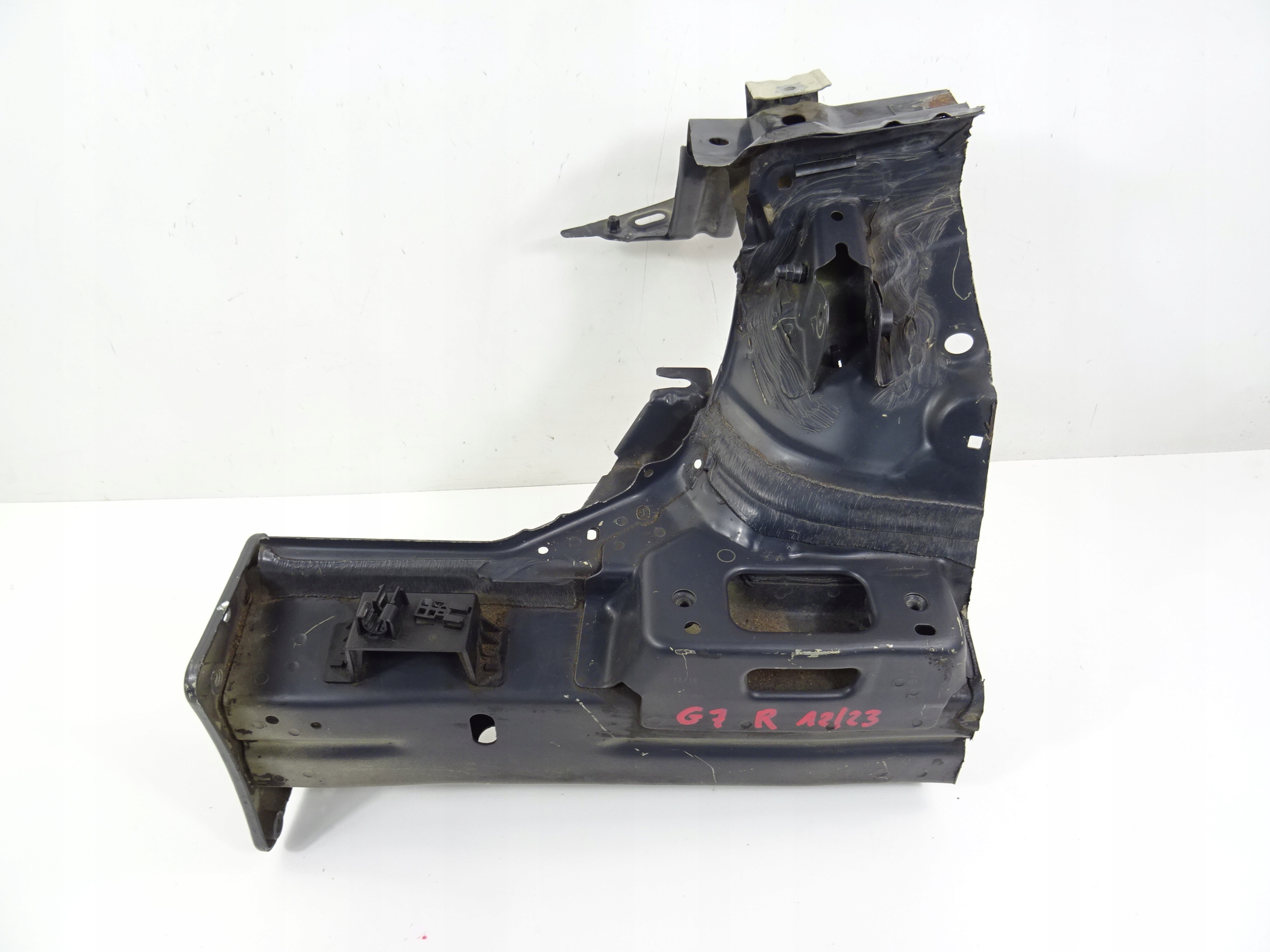 VW GOLF 7 VII PODŁUŻNICA ĆWIARTKA PRAWA