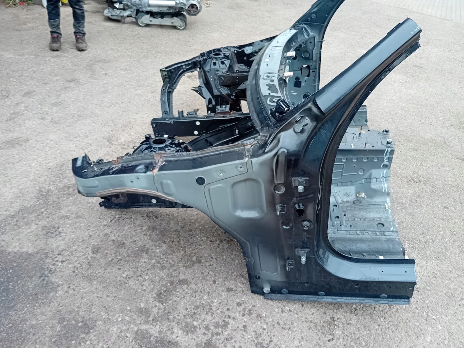 IDEALNA quarter front front left BMW BMW X3 G01 1