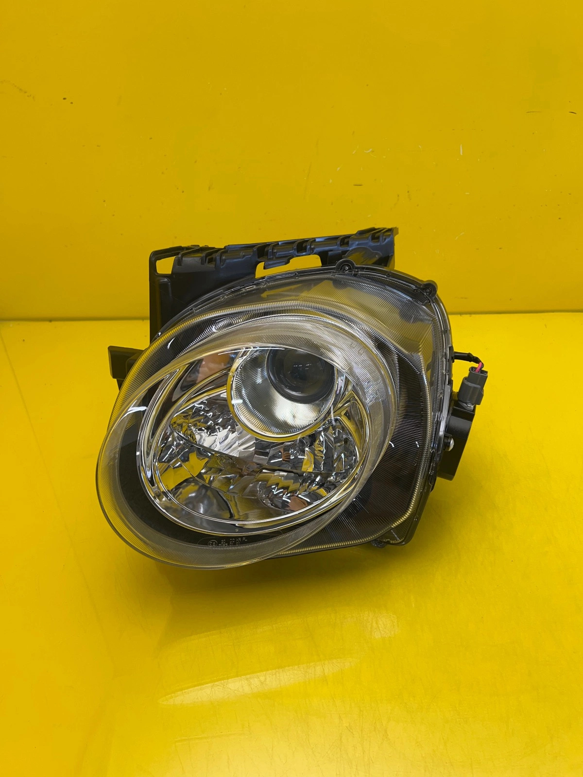 light left front Nissan Juke Xenon Lift 14