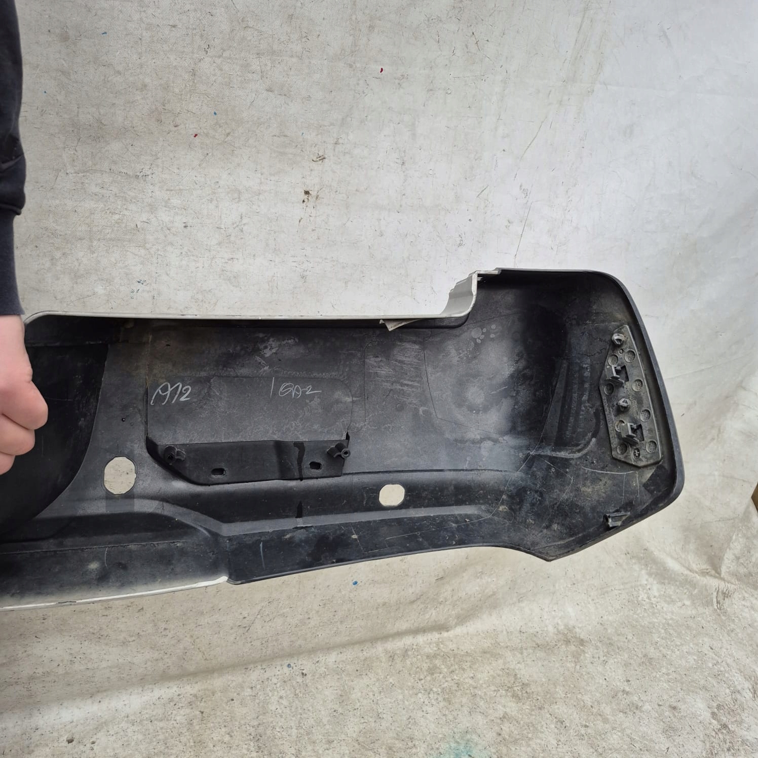 MITSUBISHI L200 V LIFT 19-> bumper rear part rear PDC