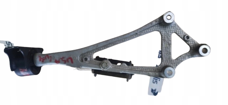 44306-T8M-E921 - ЛАПА КРЕПЛЕНИЕ КРОНШТЕЙН МОСТА HONDA HRV 1.8 4X4