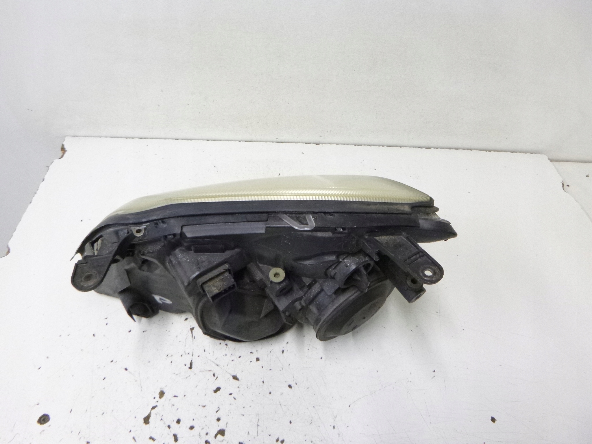 light front Opel Signum / Vectra C 04r. 15588800