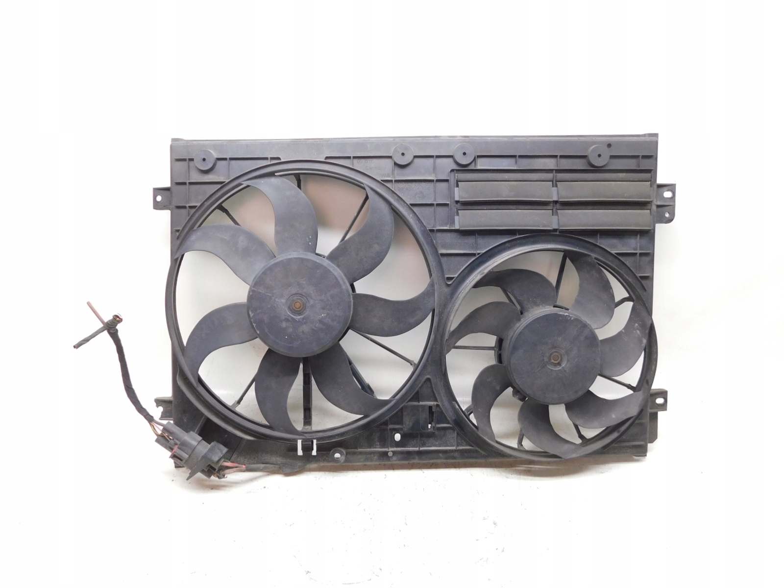 1K0121205AD - Вентилятор радіатора VW PASSAT B6 CC B7 1k0121207bc