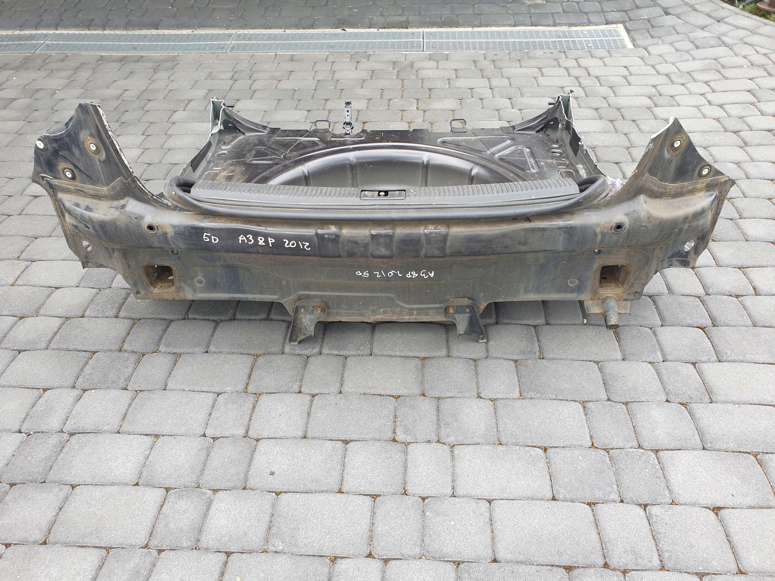 rear panel SCIANA sump wheels AUDI A3 8P 2008- LIFT