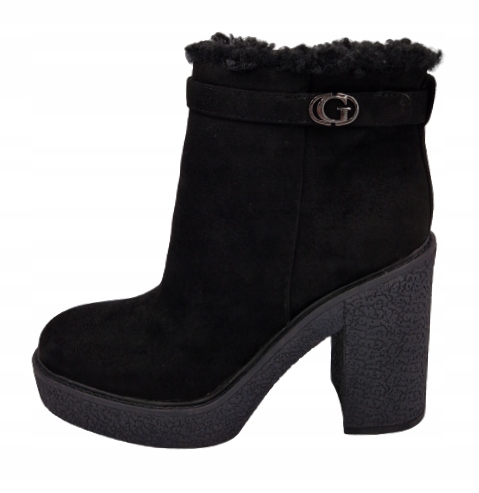 Zateplené kotníkové boty na podpatku Guess vel Originální!!!! Výprodej!!!