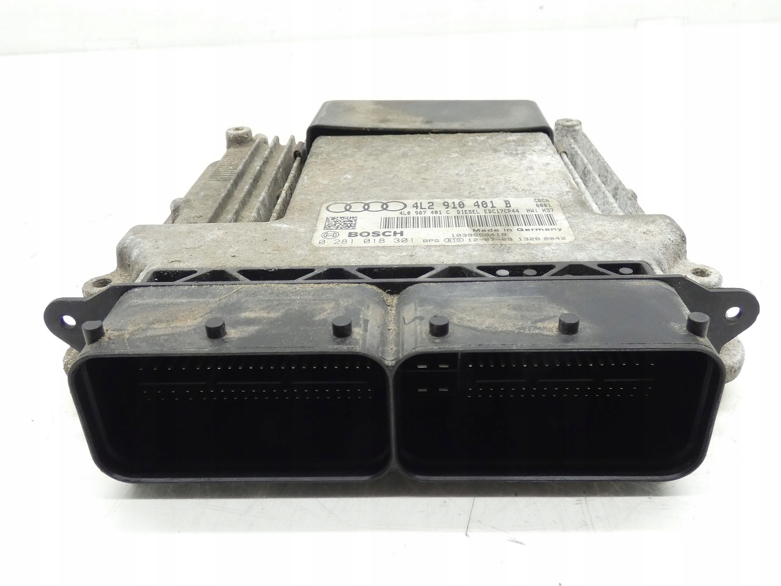 control unit computer of the engine AUDI Q7 4L LIFT 3.0 TDI CRC 4L2910401B
