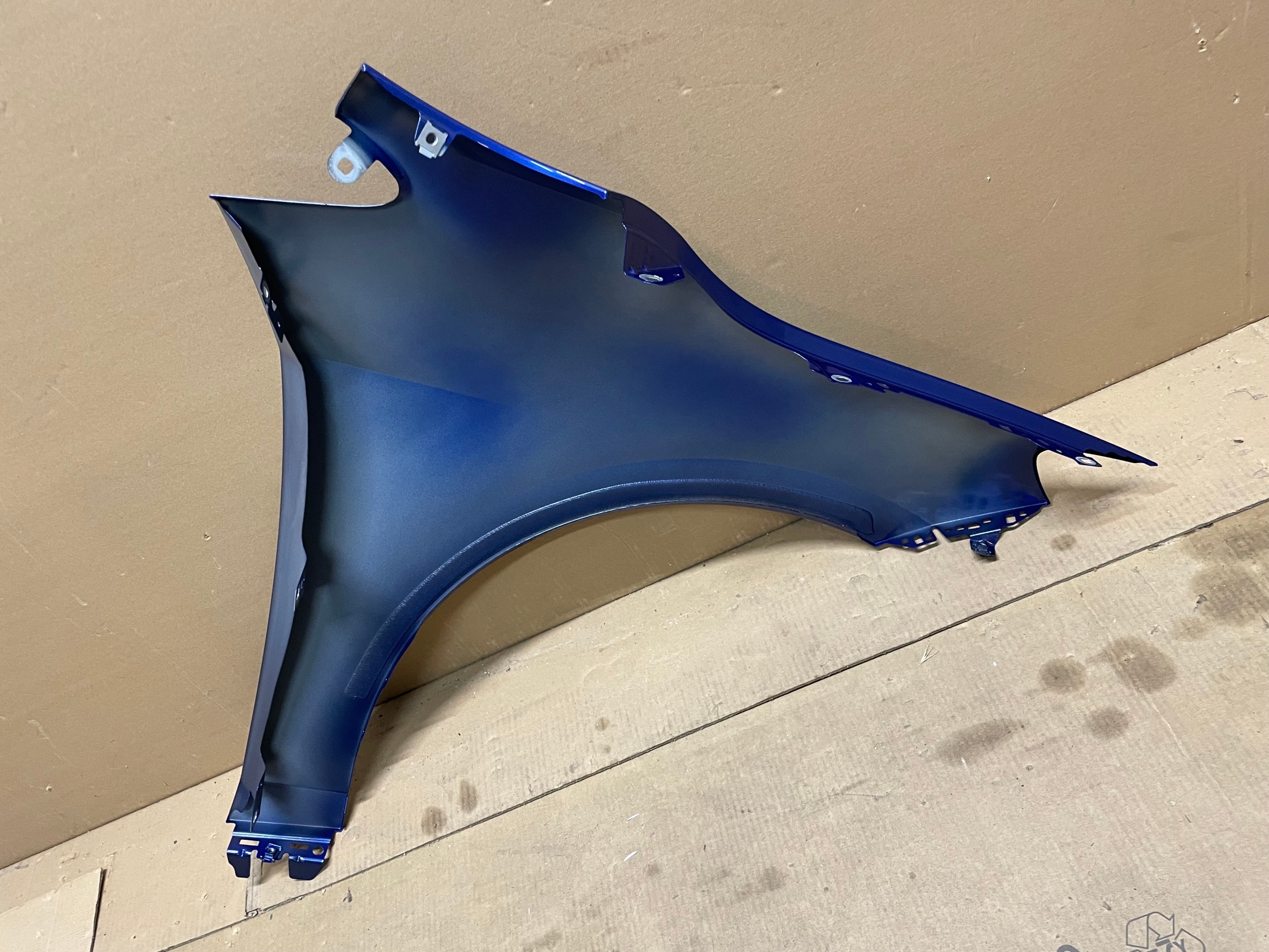 parafango Anteriore sinistra BMW 2 U06 C31