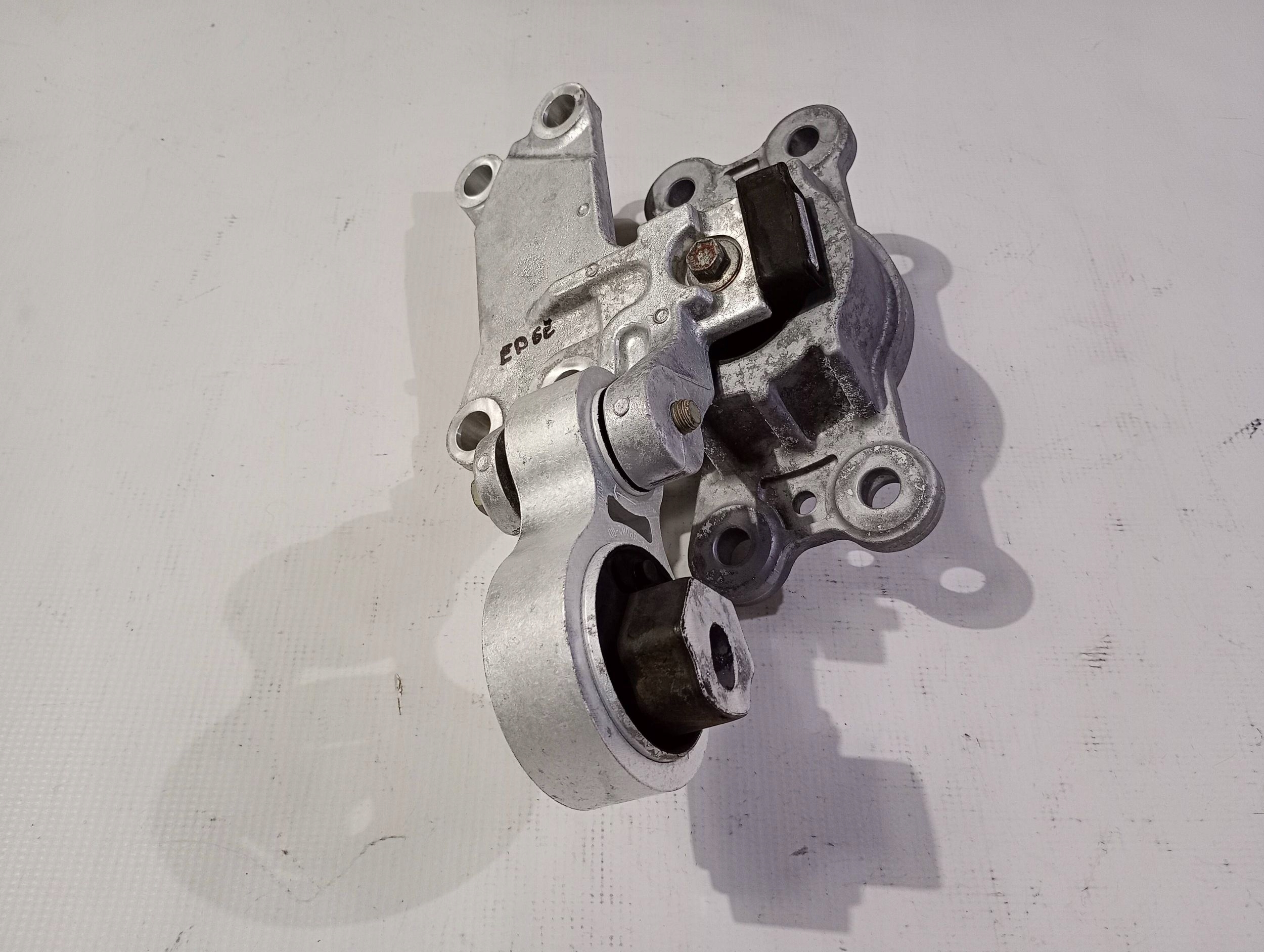 gearbox mount holder holder Ford Edge II 3.5 2015