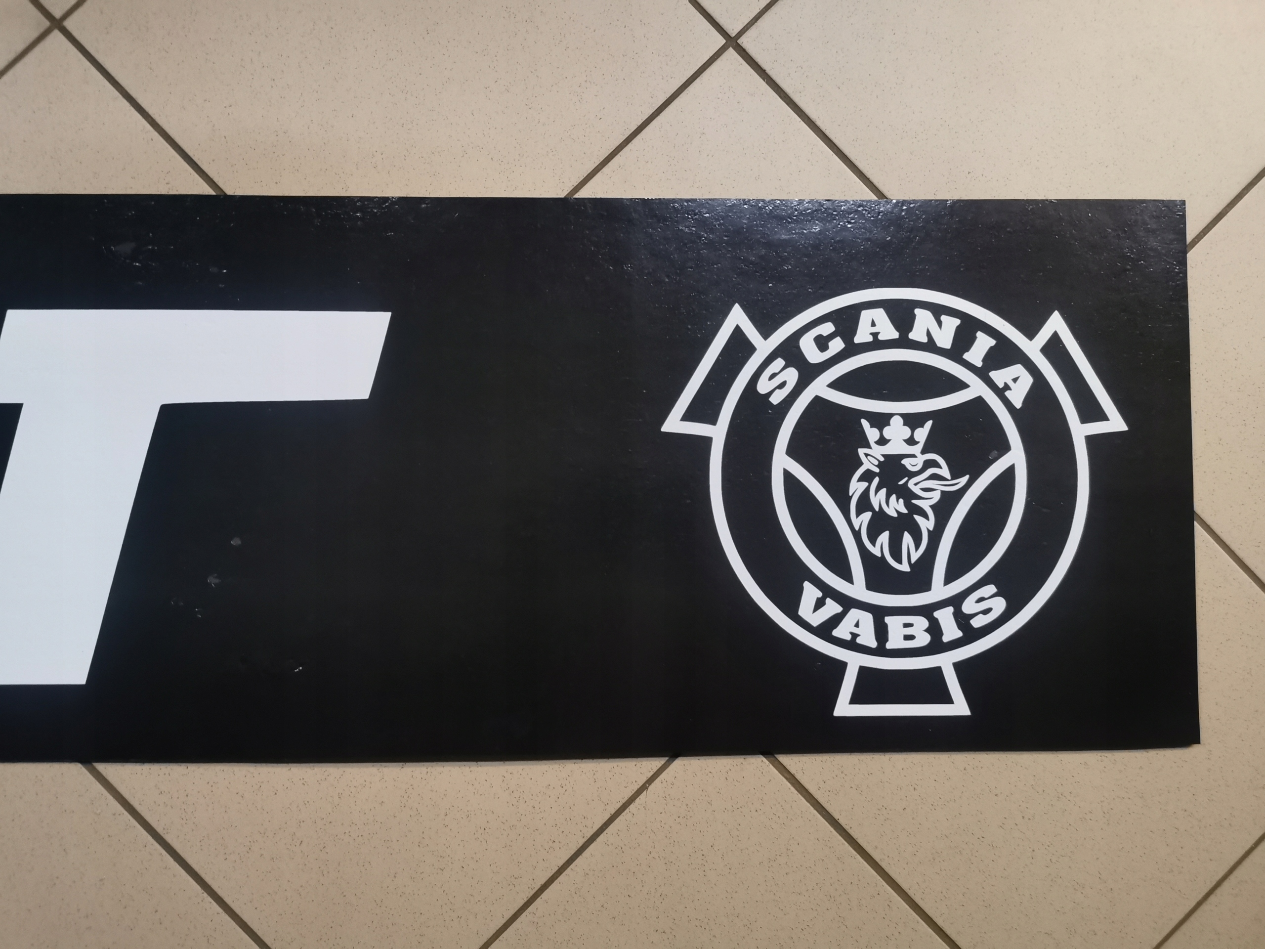 D728cada451e8a63a76e4fbbfdd7