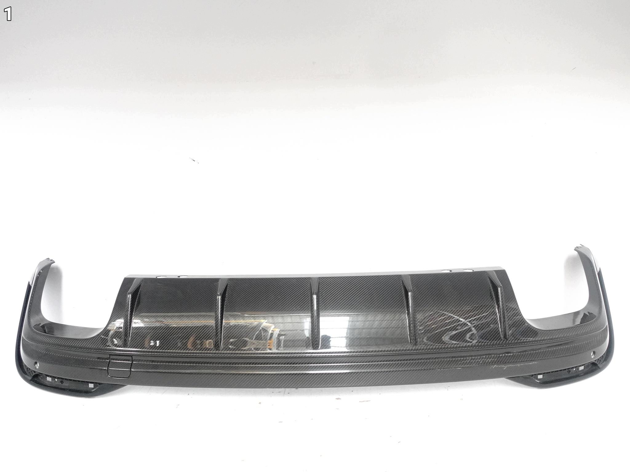 MASERATI GRECALE TROFEO M182 22- SPOILER diffuser CARBON W bumper rear part original