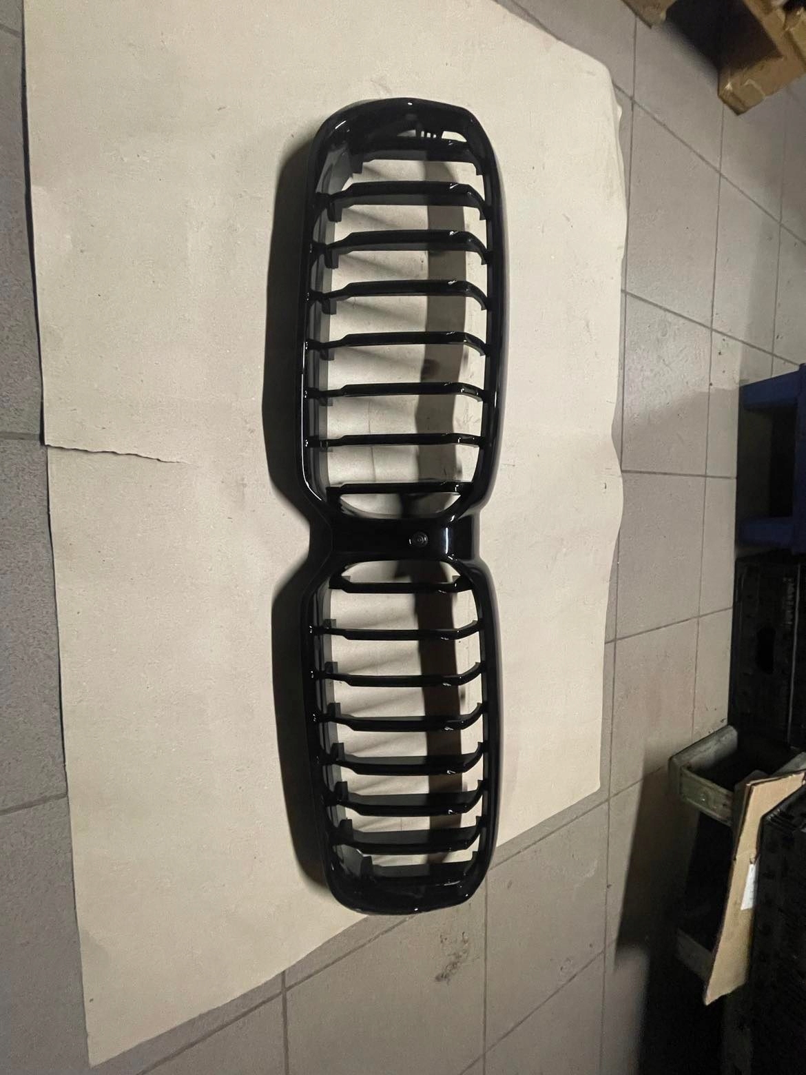 Гриль камера, нирки bmw 5 g30 lci, shadow line