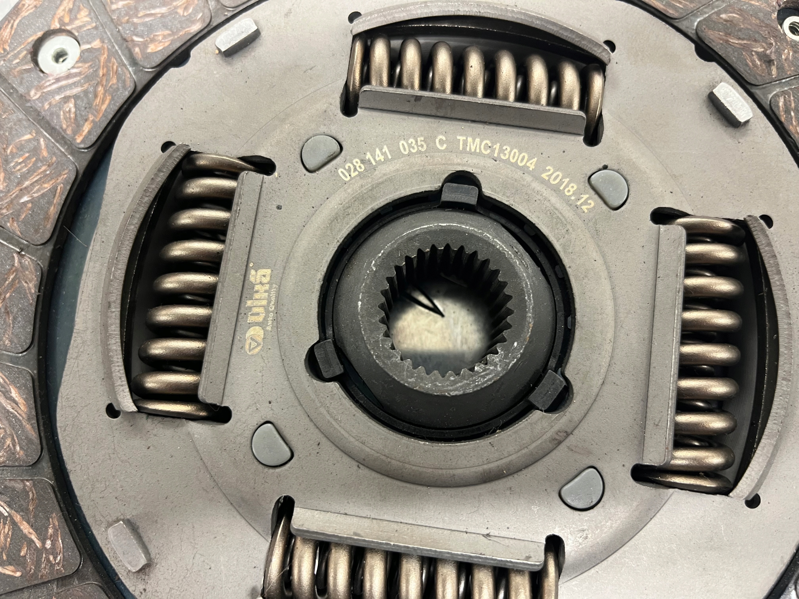 Disque Embrayage AUDI A3 8L 1.9 TDI 028141035C