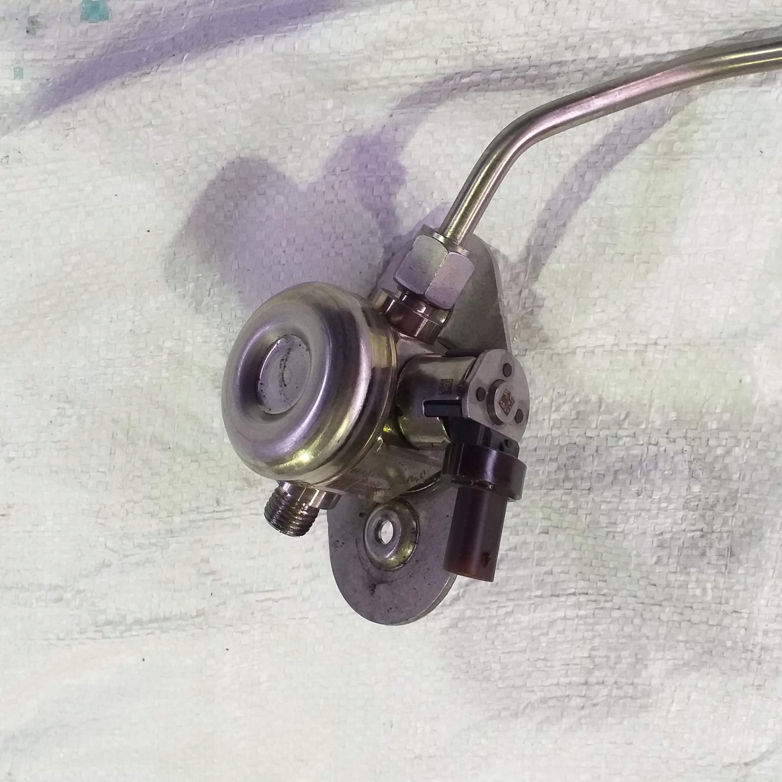 BMW OE 7642466 8621084 насос високого тиску