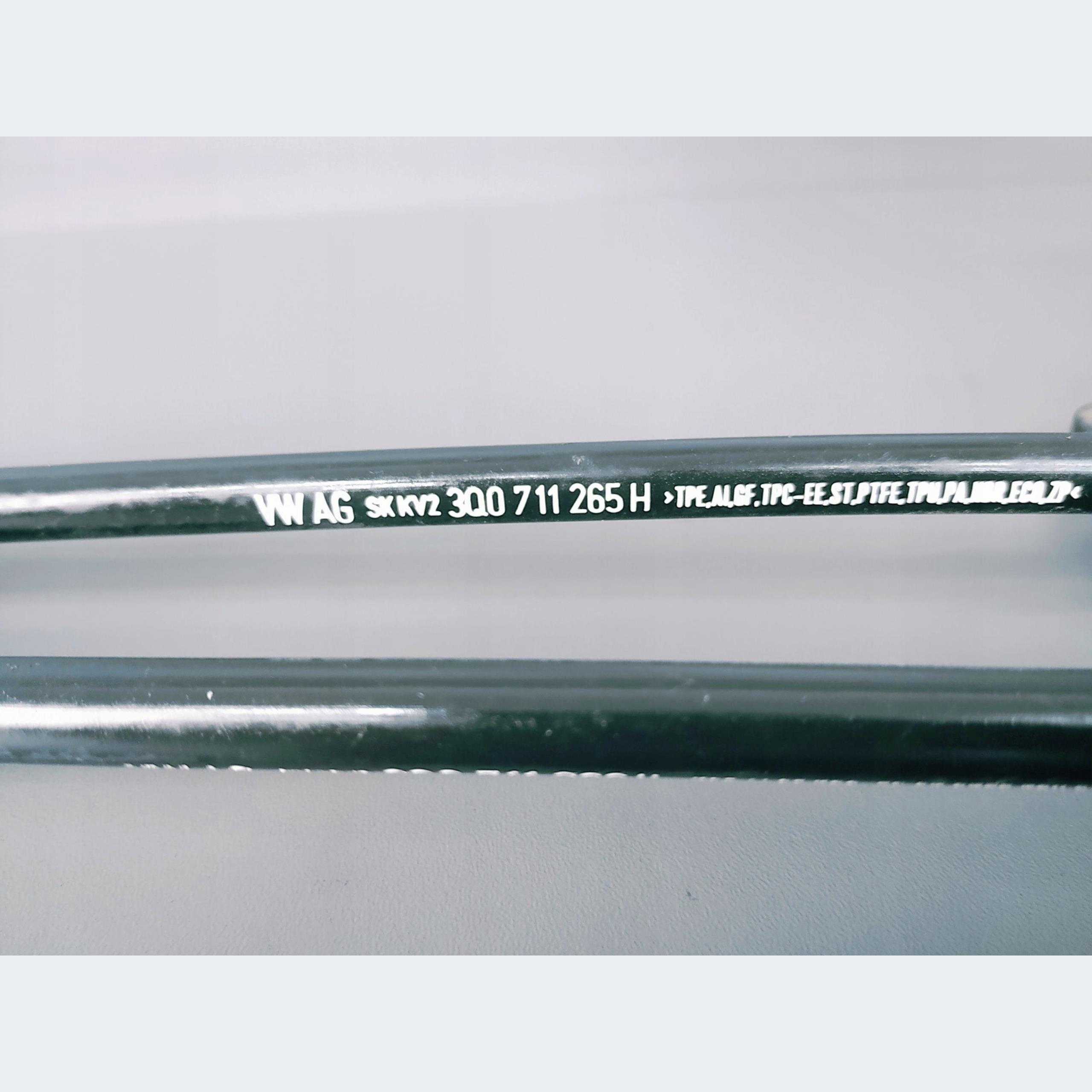 trim changes of the gear VW PASSAT B8 3Q0711049H