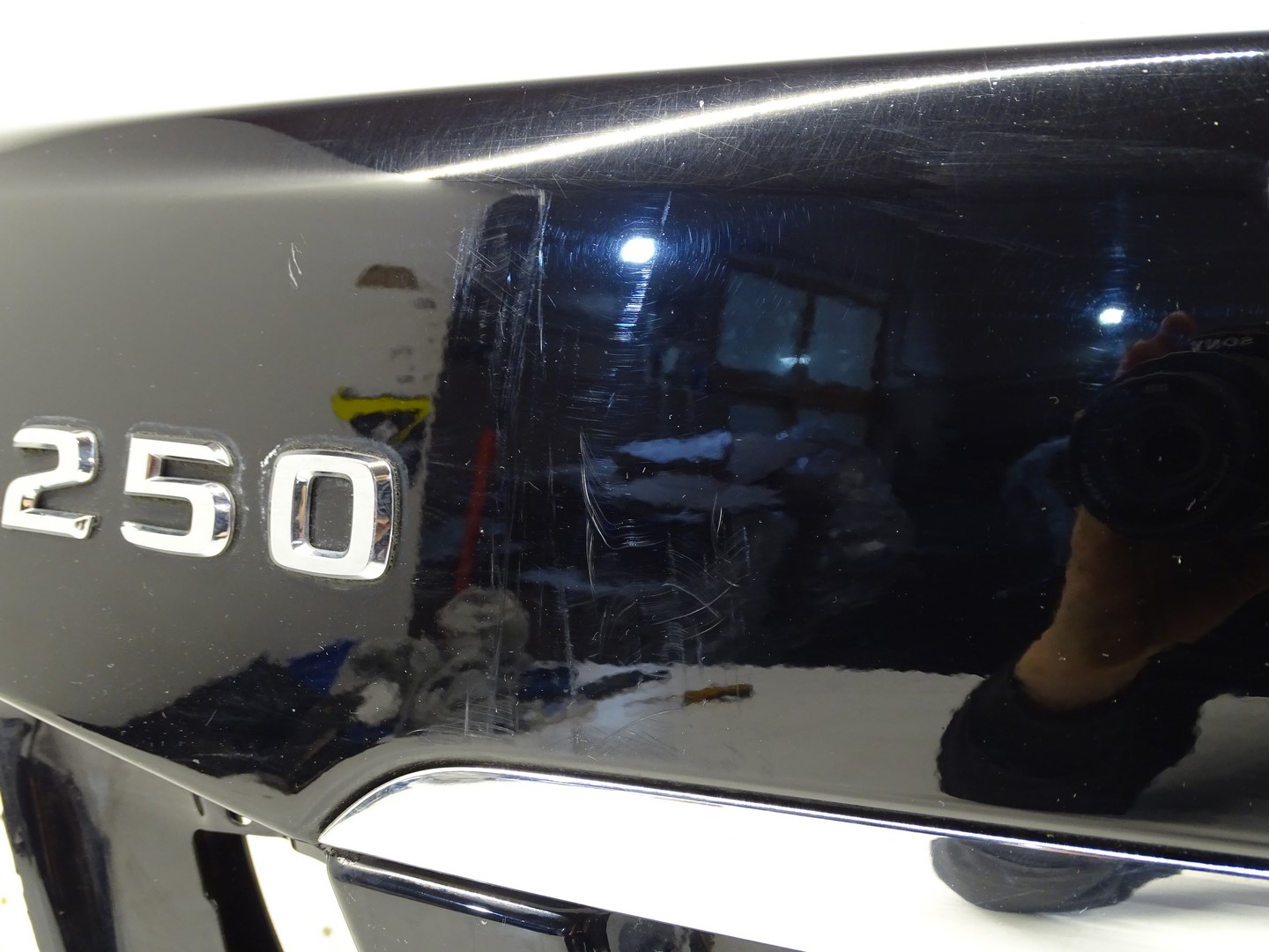 boot door rear boot MERCEDES W207 COUPE LAK 040