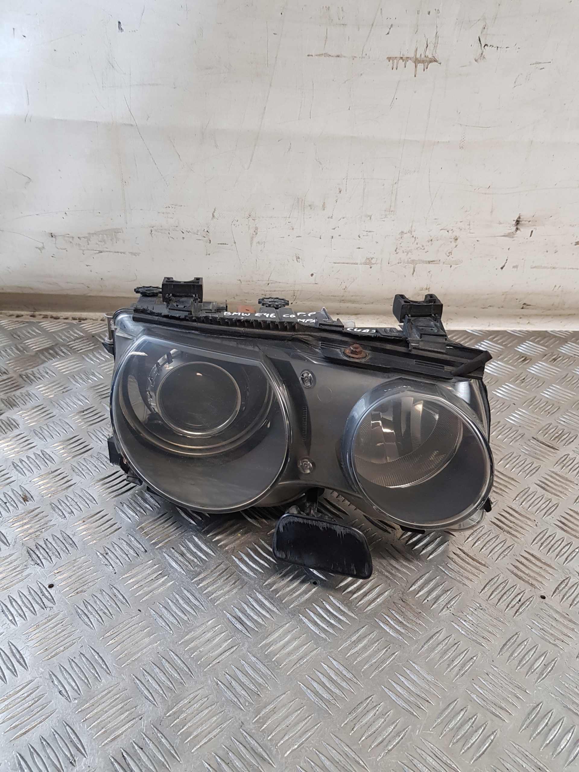 light right front XENON + washer BMW E46 COMPACT LIFT 03R- EUROPA