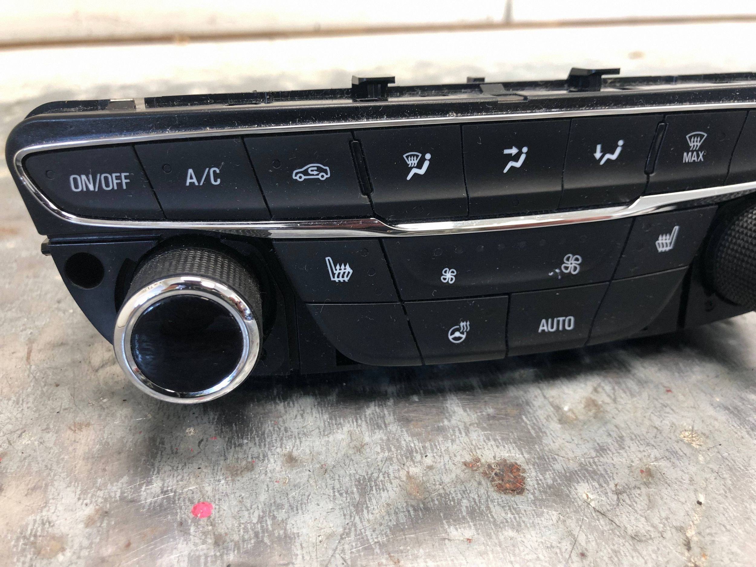 air conditioning control panel OPEL ASTRA K 39042442