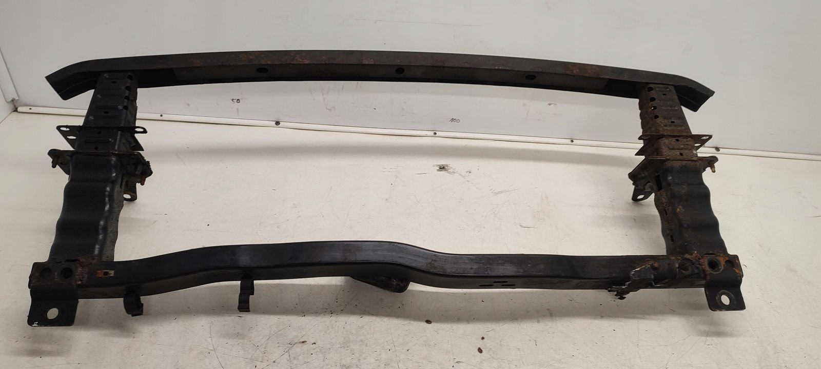 bumper support front front Citroen C6 2,7 HDI