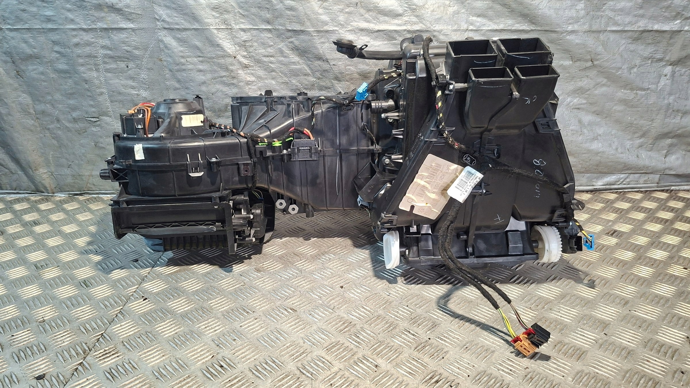 ohřívač VW GOLF VI 1.4