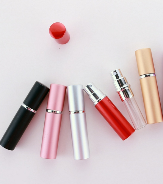 ATOMIZER DOZOWNIK FIOLKA DO PERFUM BUTELECZKA Marka Mawe