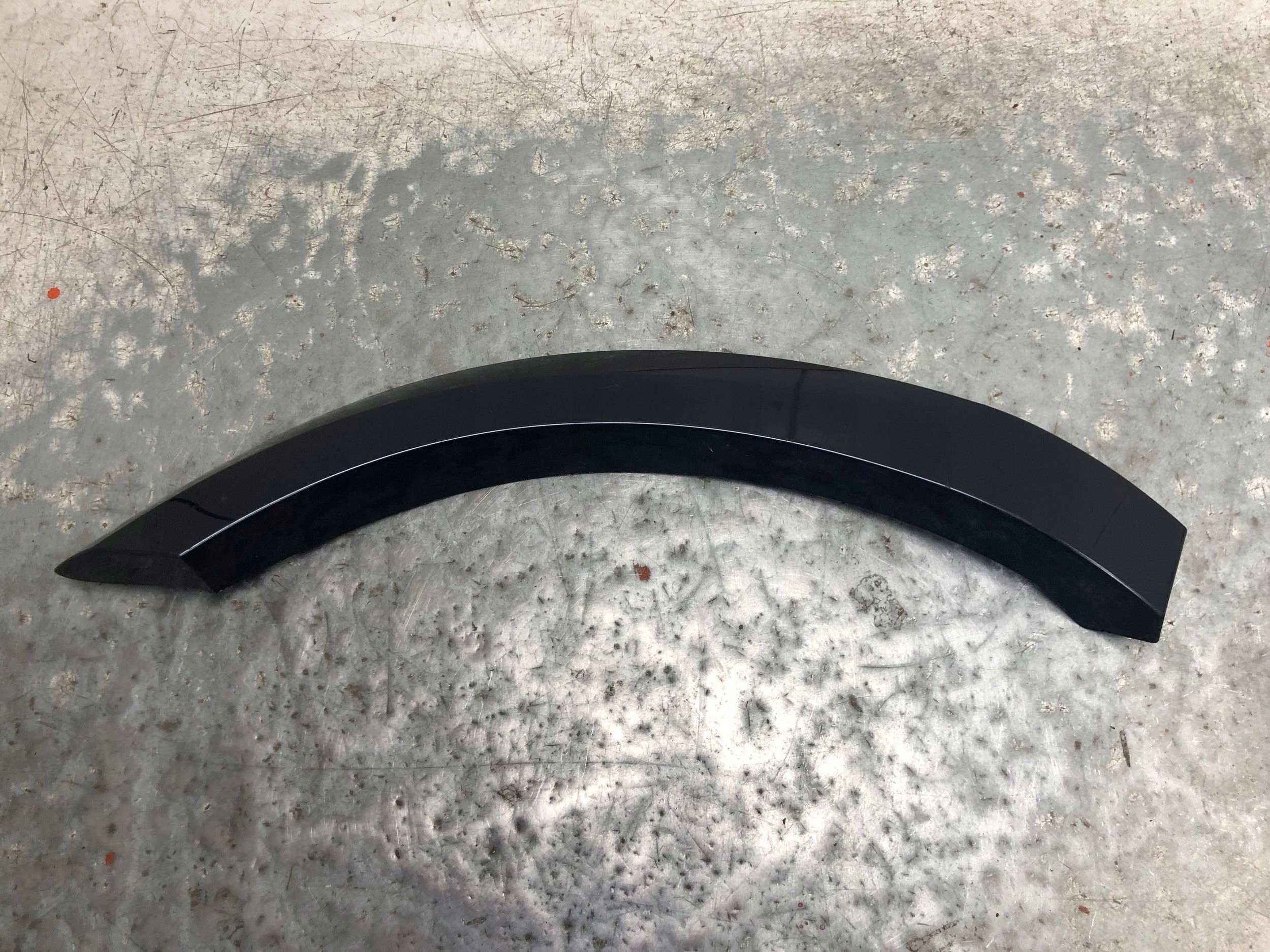 modanatura parafango Destra posteriore AUDI Q8 4MN 4MN854819A