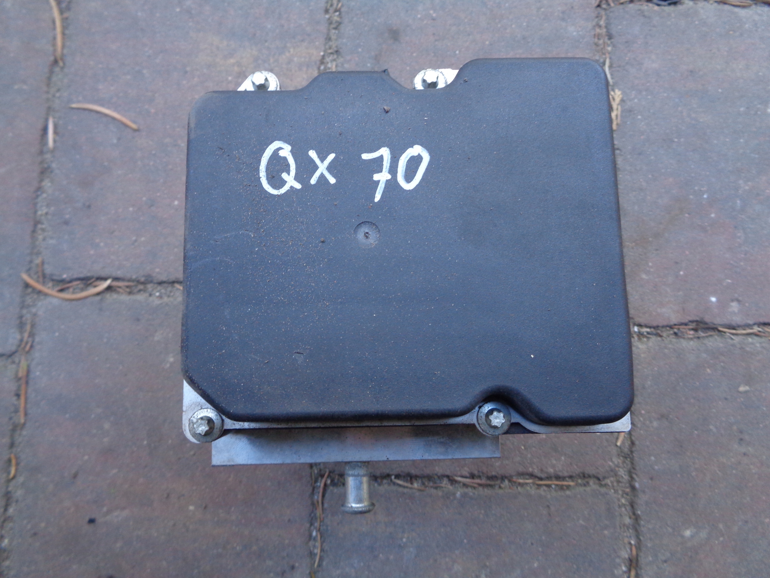 насос ABS INFINITI QX70