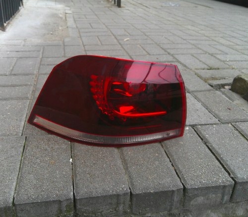 VW GOLF VI 5K LAMPA LEWA TYLNA LED ORYGINAŁ 5K7945207B