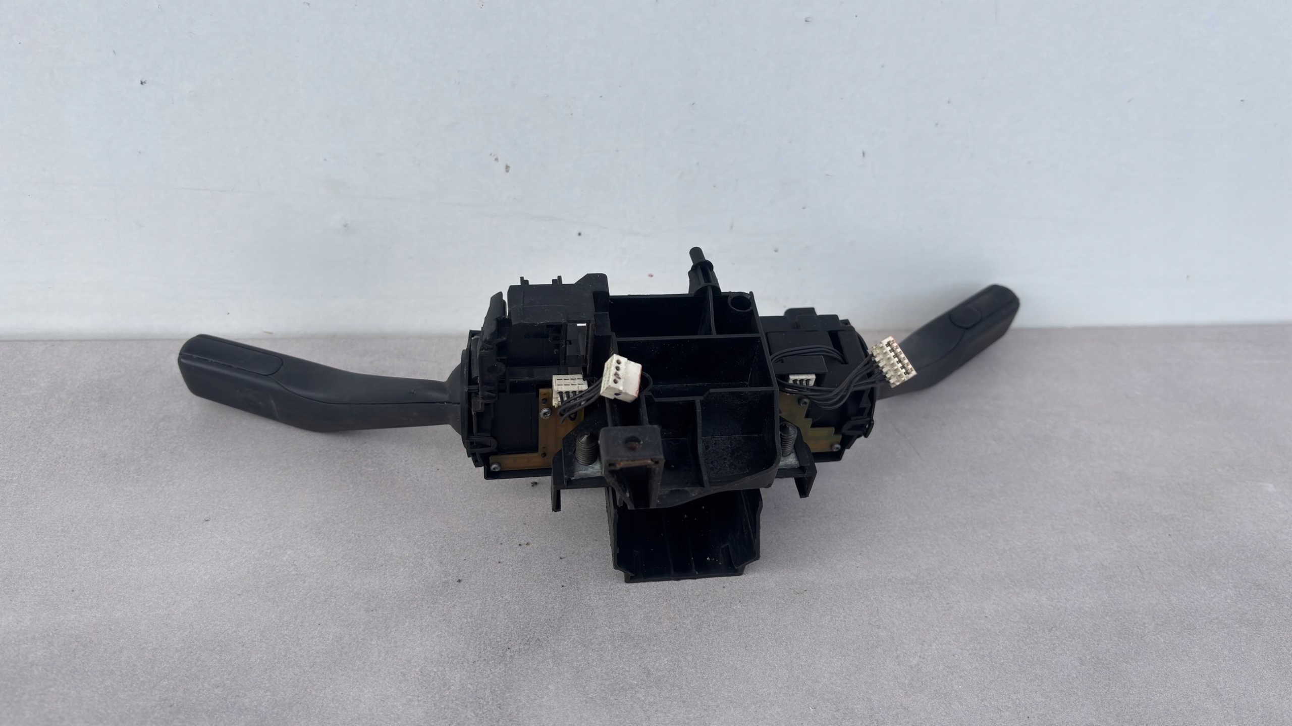 MANETKA Comandi luci KIERUNKOW VW PASSAT B6 berlina K98/SI874