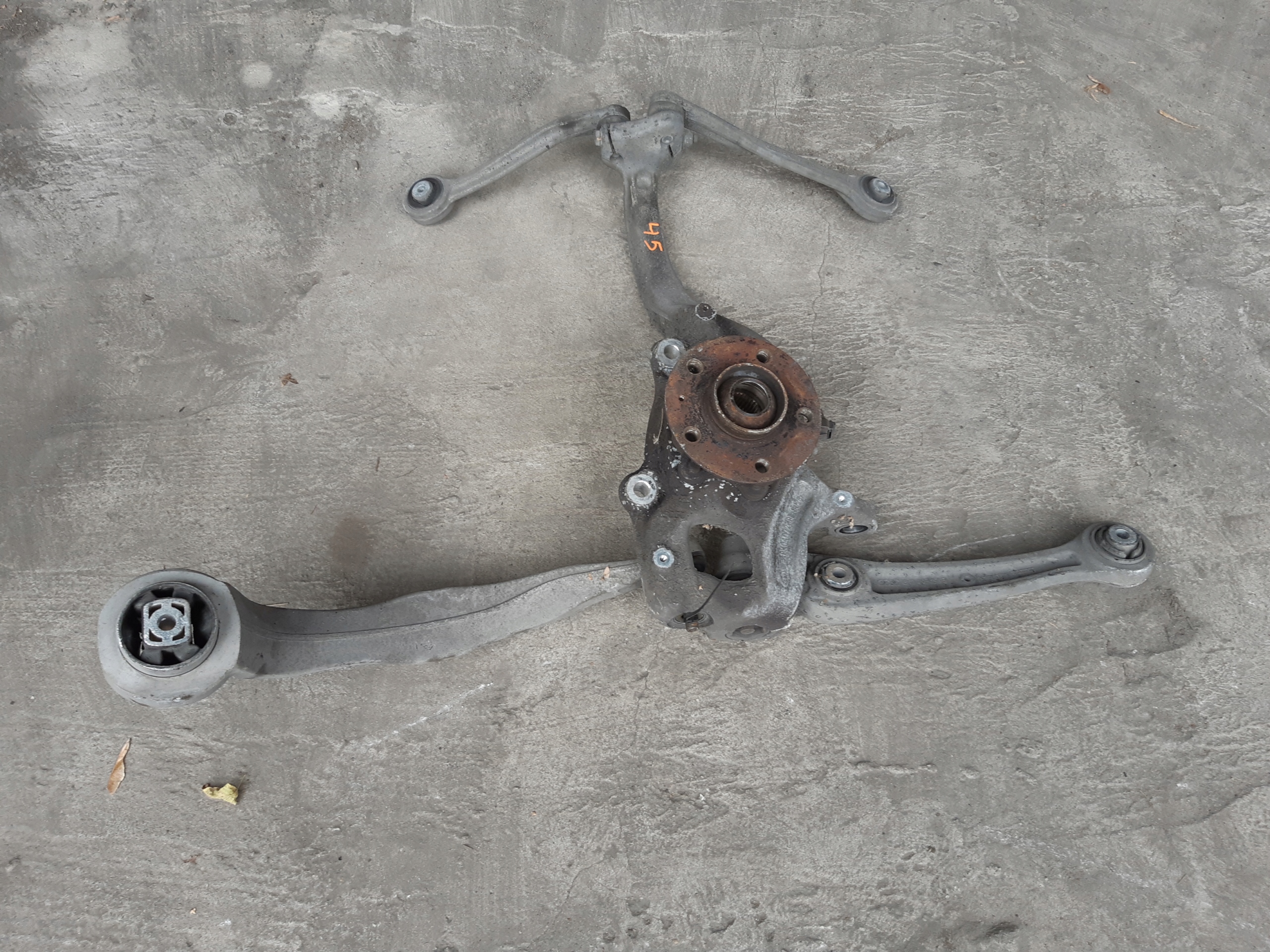 AUDI A4 B8 A5 8T A6 C7 A7 swing right right front 8K0407258E