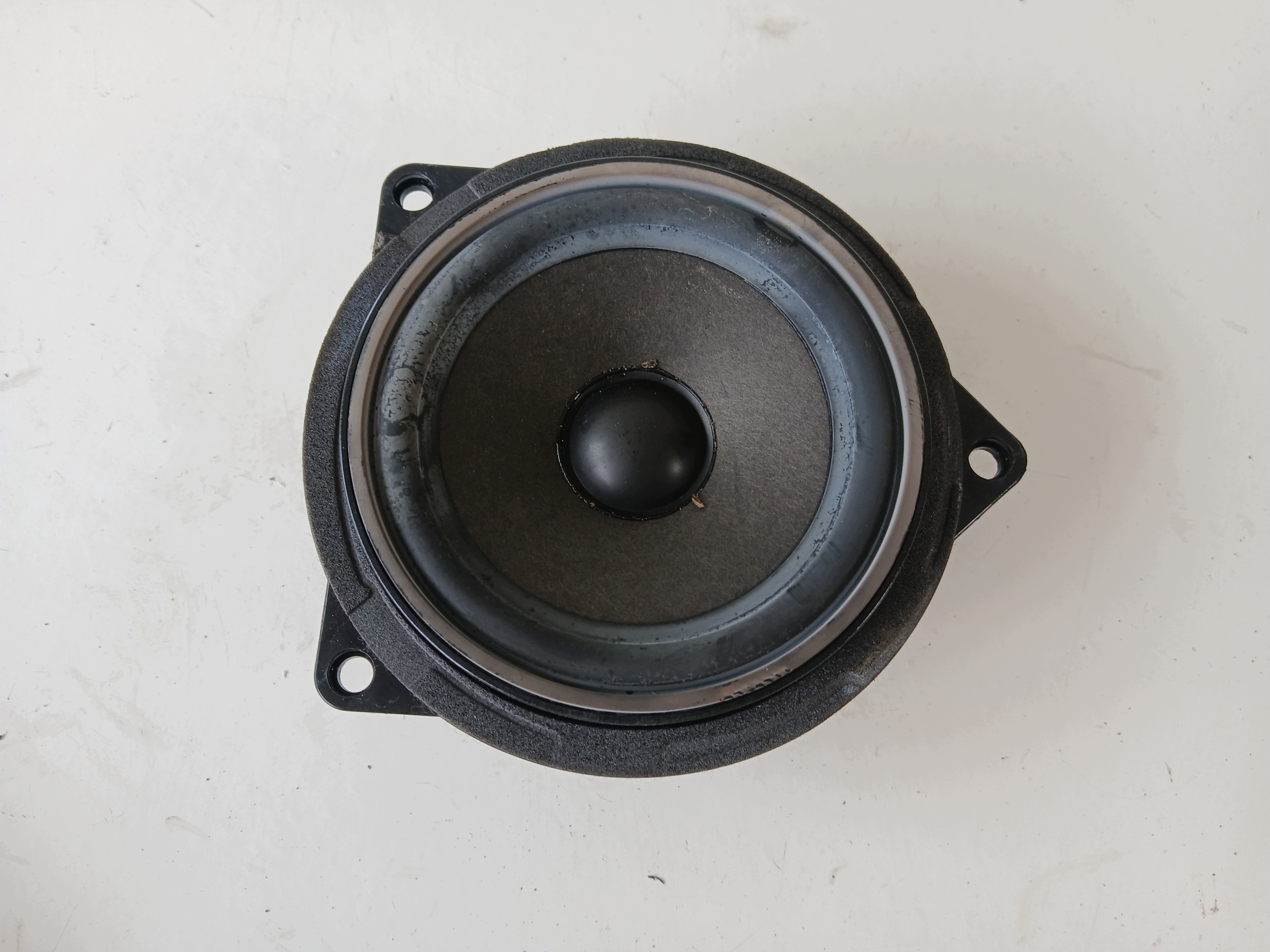 BMW E87 speaker SREDNIOTONOWY 6922214