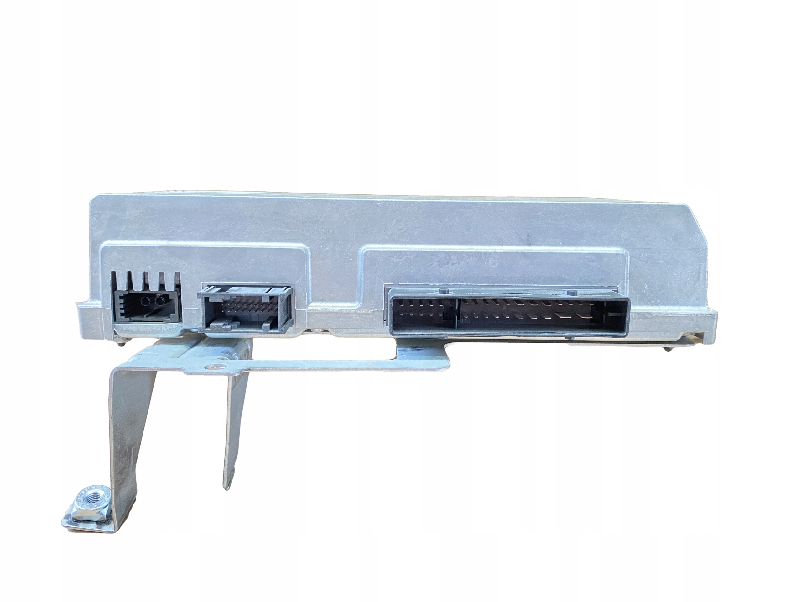 VW TOUAREG 7P speakers amplifier DYNAUDIO
