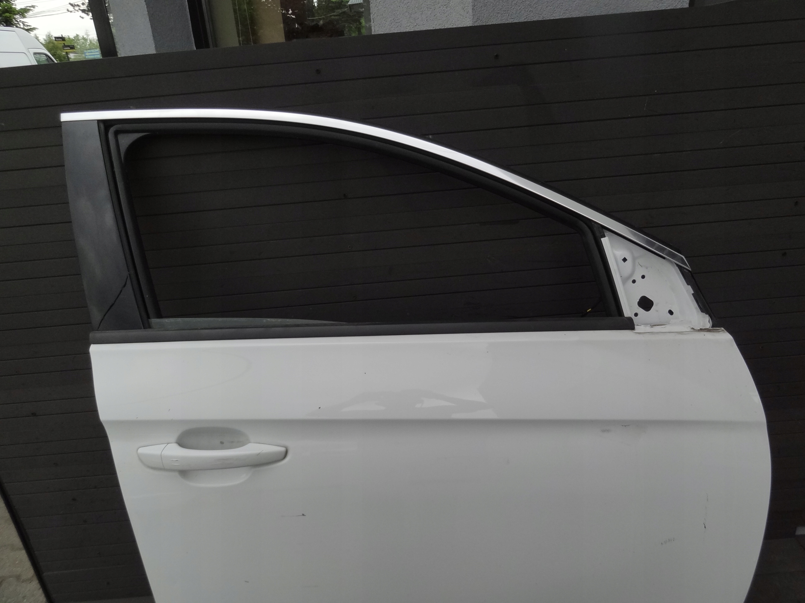 OPEL GRANDLAND X 21 DRZWI PRZEDNIE PRAWE KOMPLETNE Producent części Opel OE