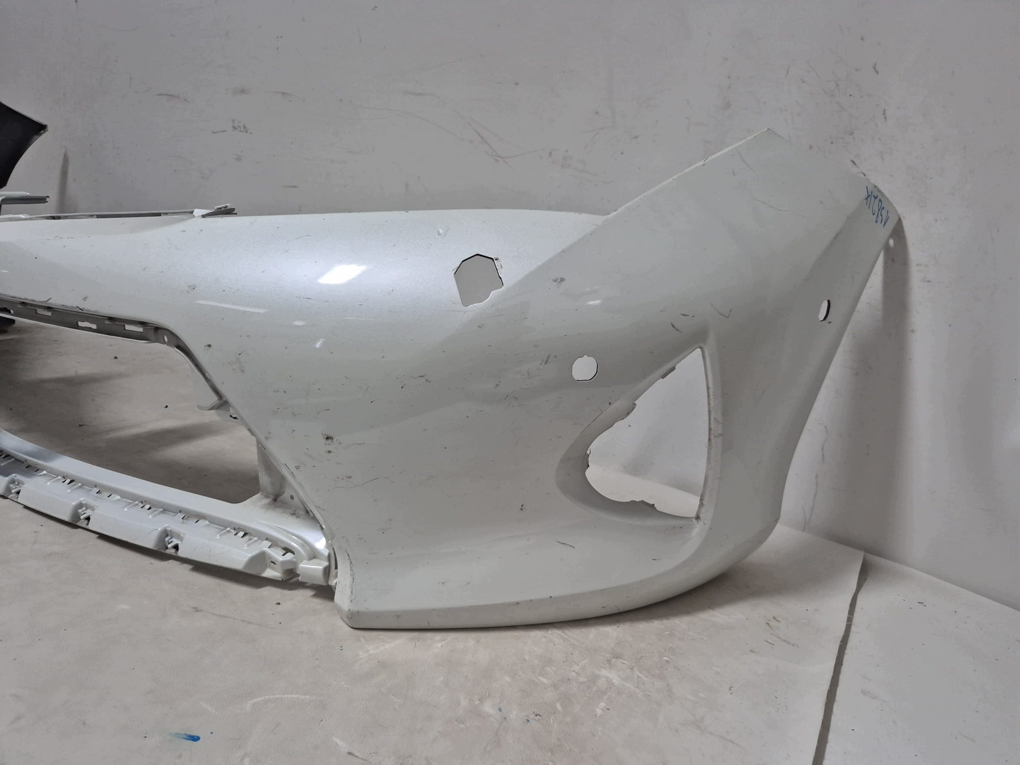 TOYOTA AURIS II 2 12- bumper front front SPR PDC 52119-02A20