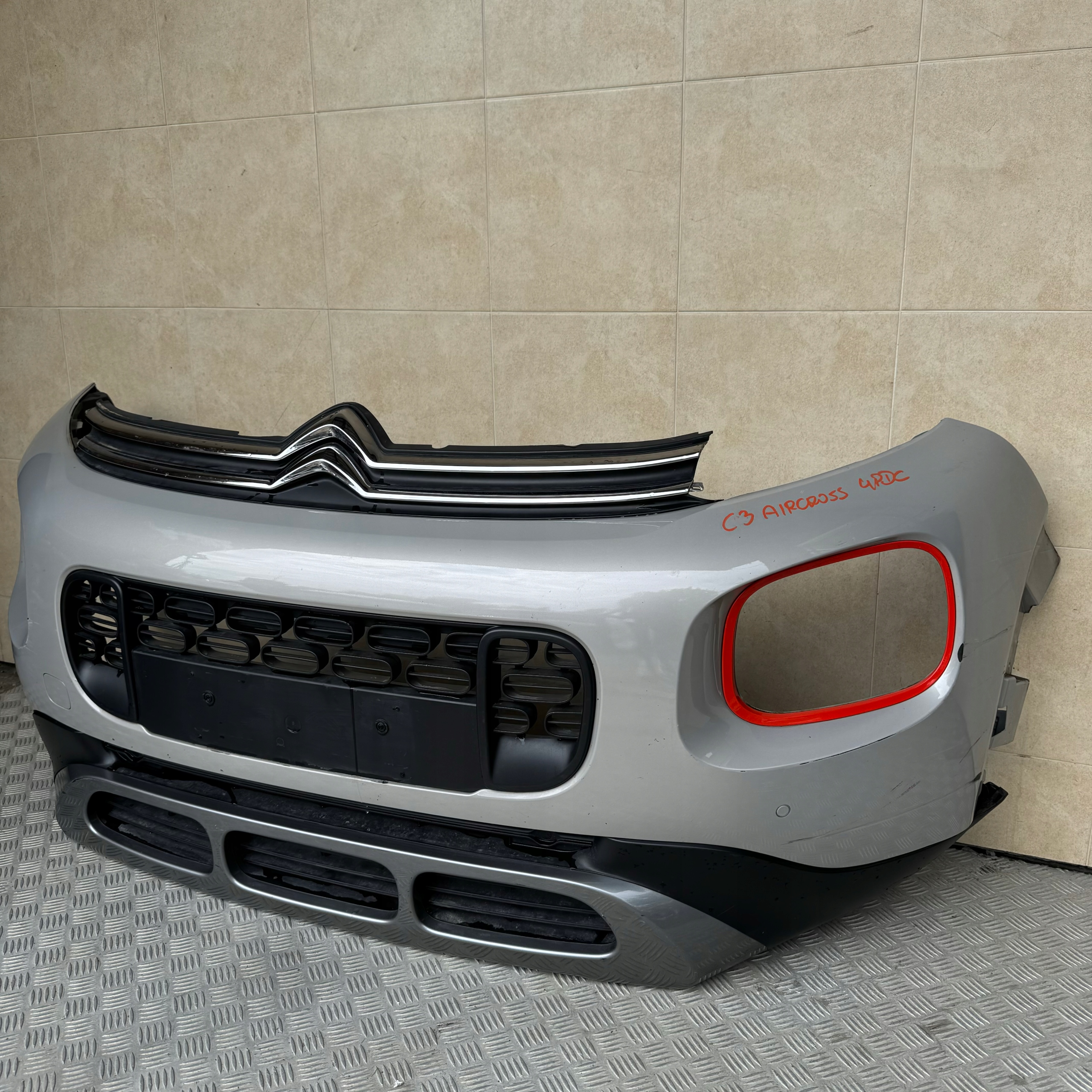 FRONT BUMPER COMPLETE CITROEN C3 AIRCROSS 2018 ROK 4 PDC