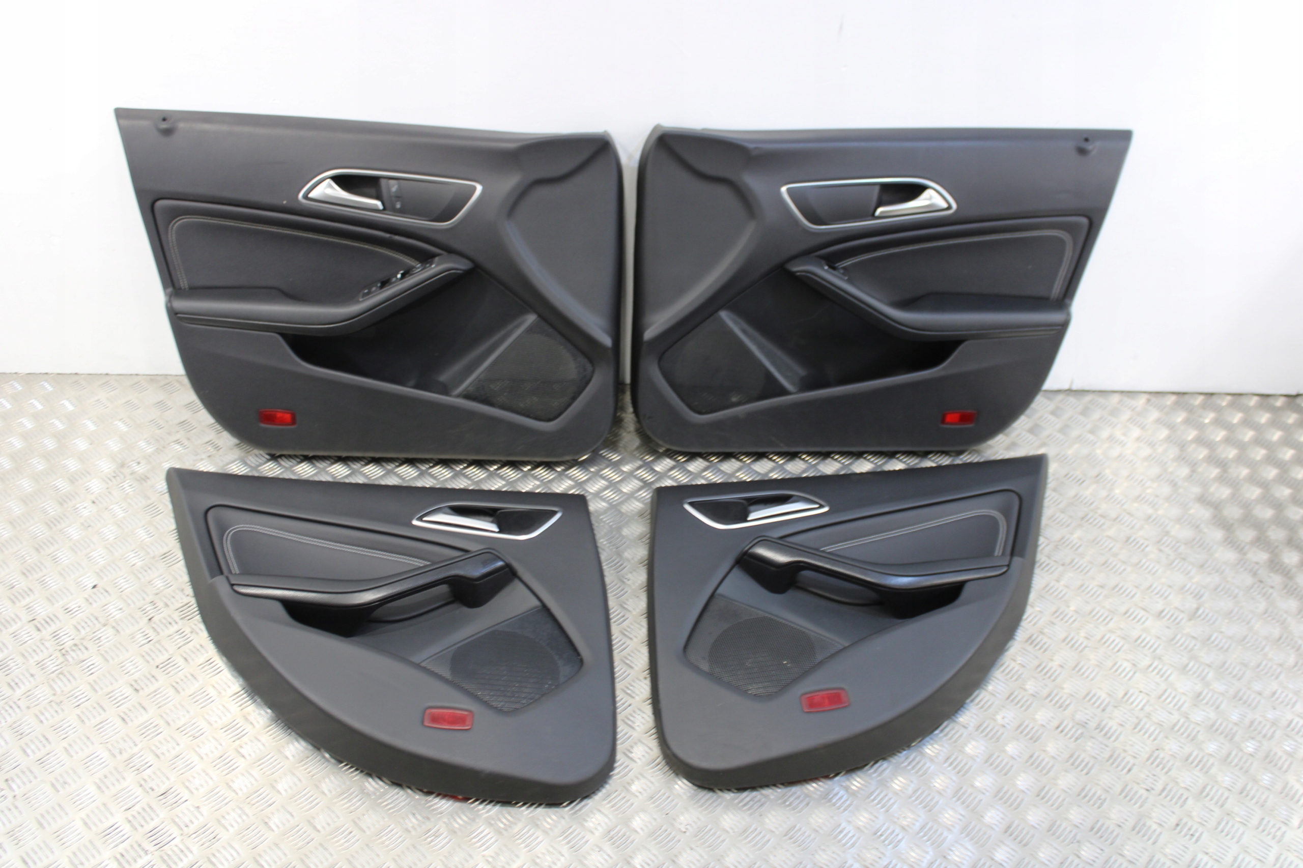seats semi leather inner upholstery MERCEDES CLA W117