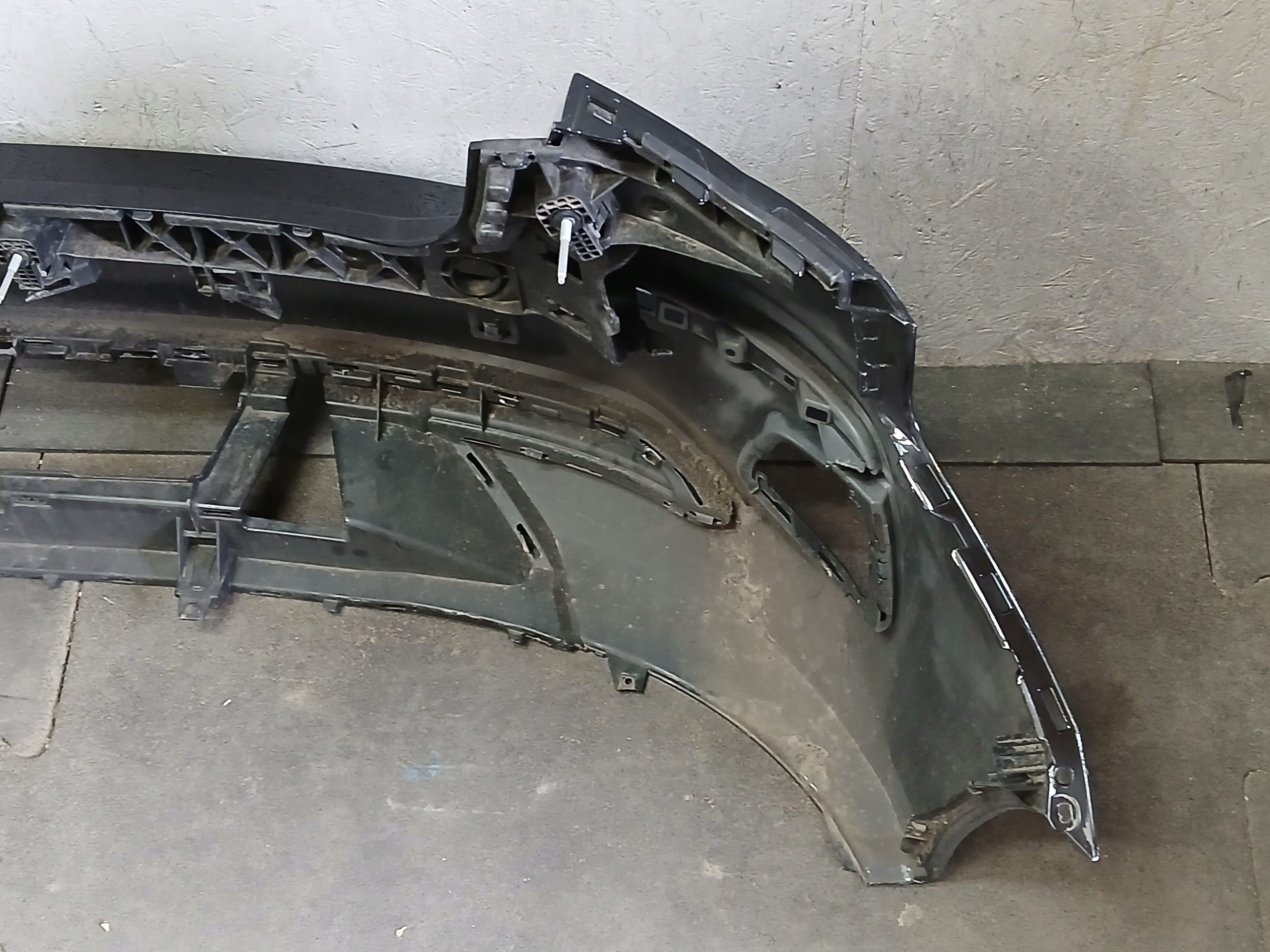 stoßstange heck AUDI A3 HB 8Y4