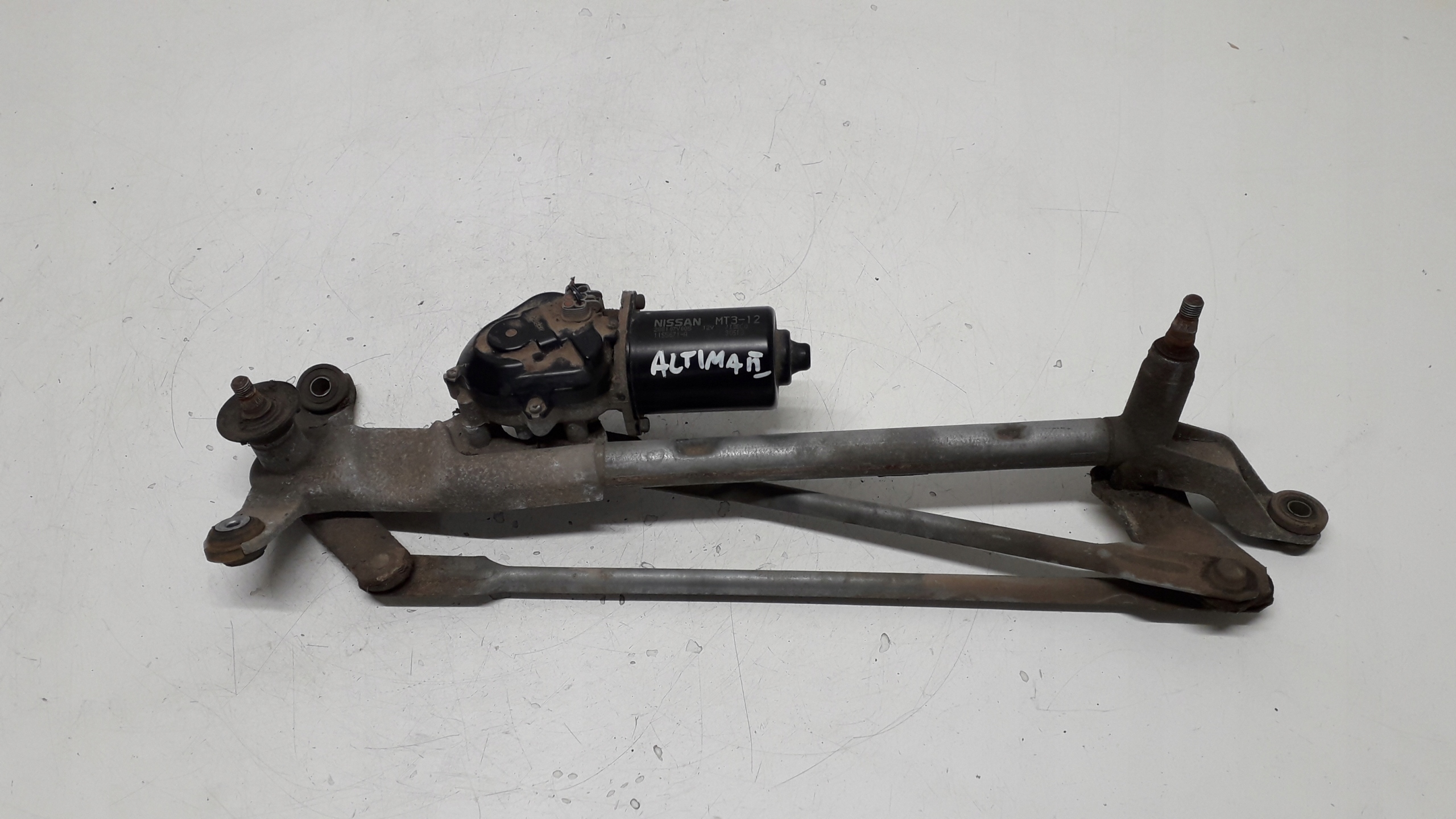 NISSAN ALTIMA L31 02-06 MECHANIZM WYCIERACZEK