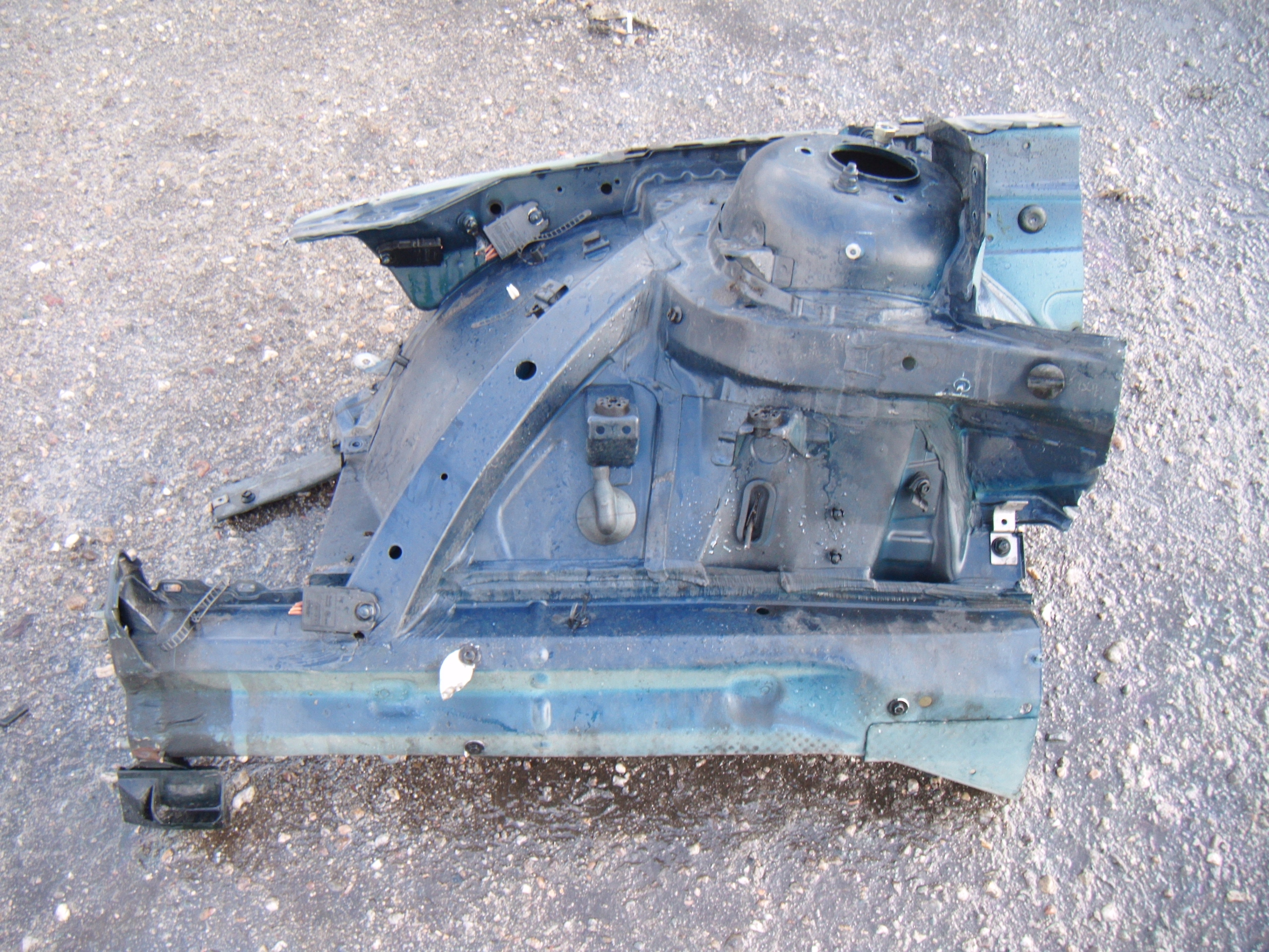 BMW 7 E65 E66 01-08 PODŁUŻNICA RAMA FARTUCH ĆWIARTKA - PRAWA PRZEDNIA