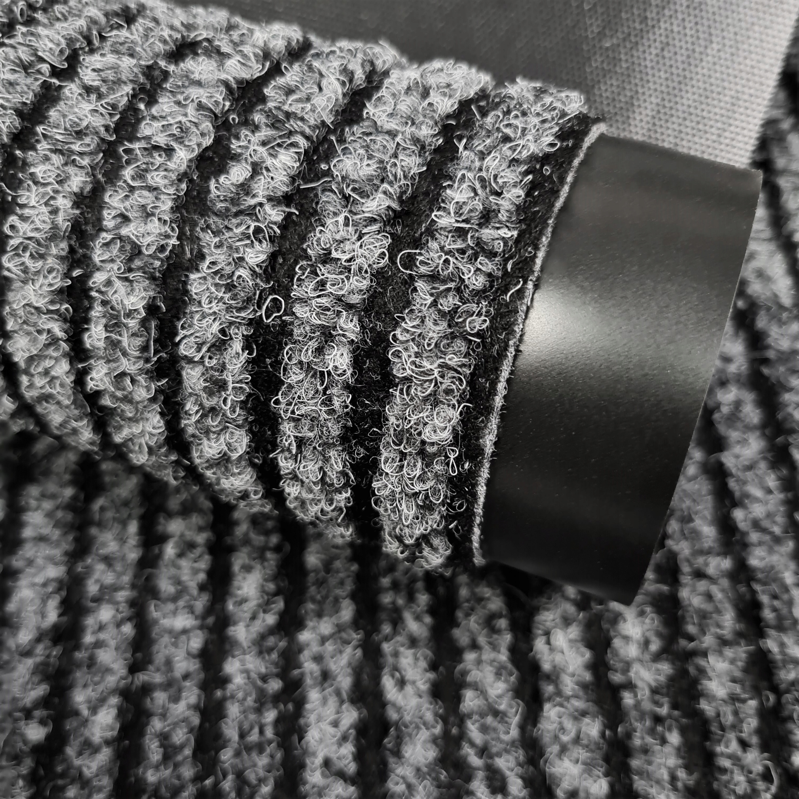 WYCIERACZKA POD DRZWI DO BUTÓW ZEWNĘTRZNA WEWNĘTRZNA MATA 60x80 HOLANDIA Długość (cm) 80