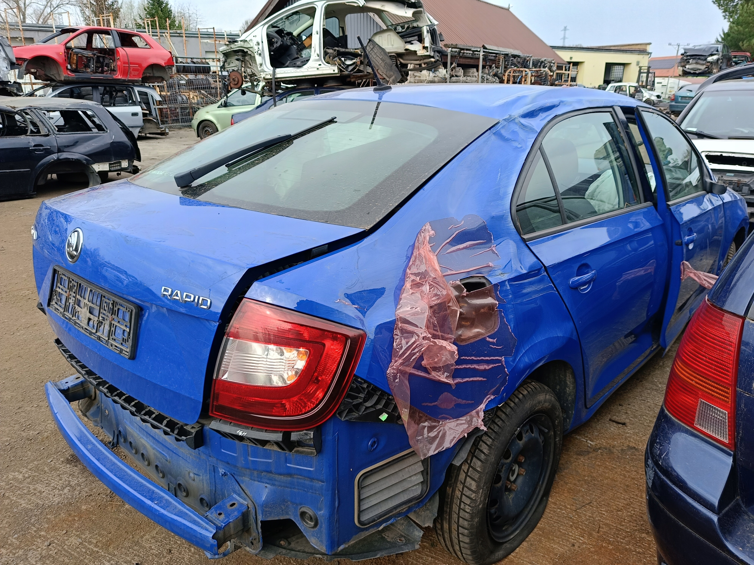 SKODA RAPID OŚ BELKA ZAWIESZENIA TYŁ 2018r Numer katalogowy części 2018