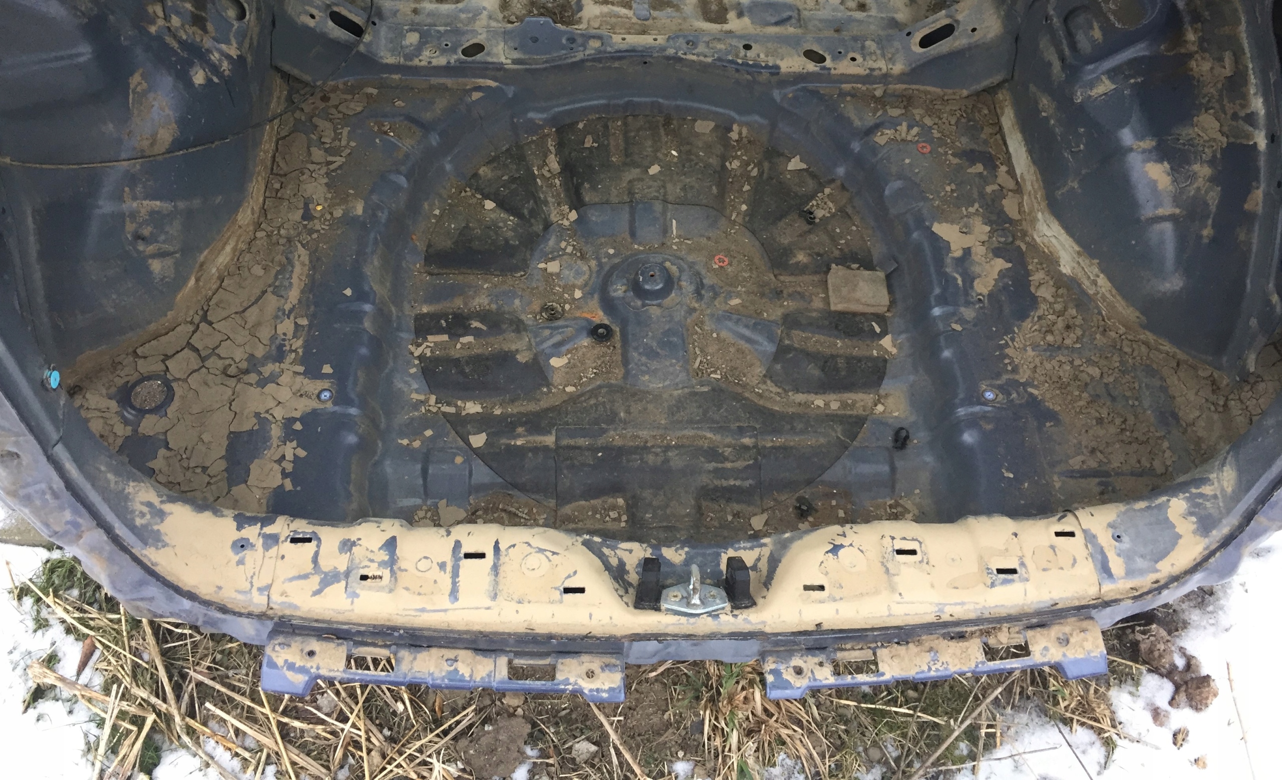 HYUNDAI IX35 10-РЕМЕННАЯ ЗАДНЯЯ ВАННА