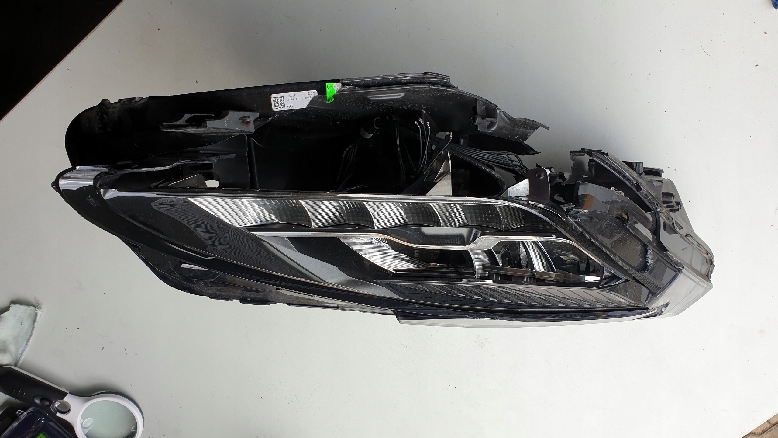 JAGUAR Е-PACE ПРАВ.СТОРОНА LED J9c3-13w029-EC НА ЗАПЧАСТИНИ!!